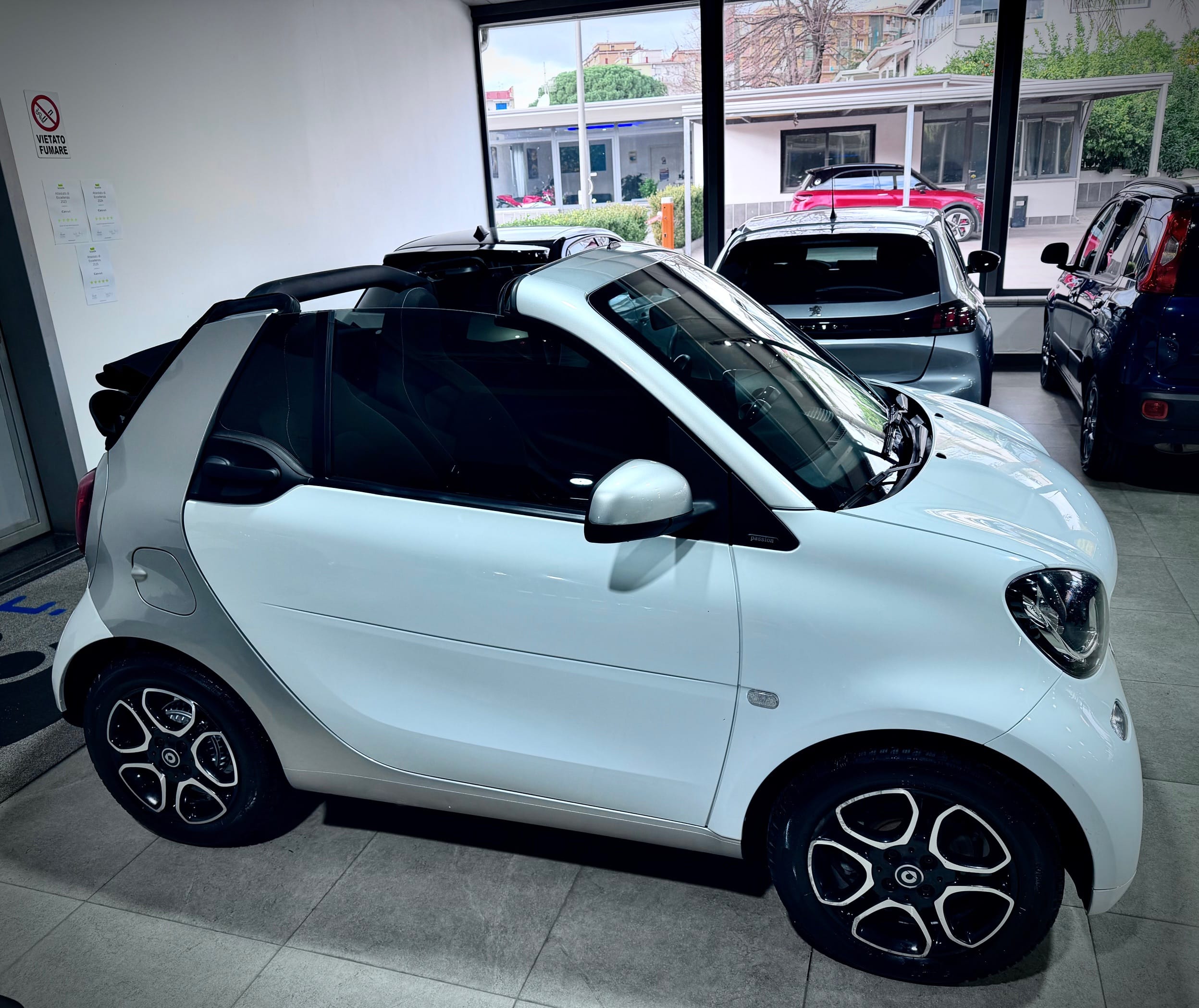 Smart Fortwo Cabrio 1.0 71CV Twinamic Passion - immagine 8