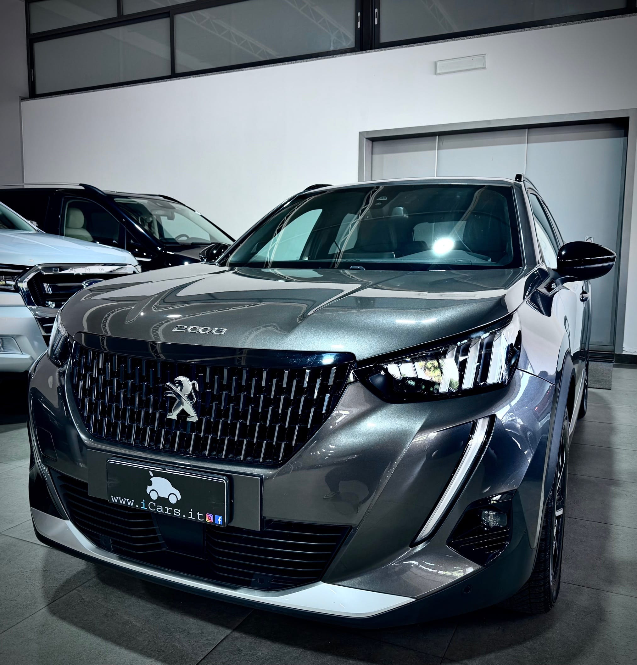 Peugeot 2008 1.5 131CV BlueHDi EAT8 GT - immagine 2