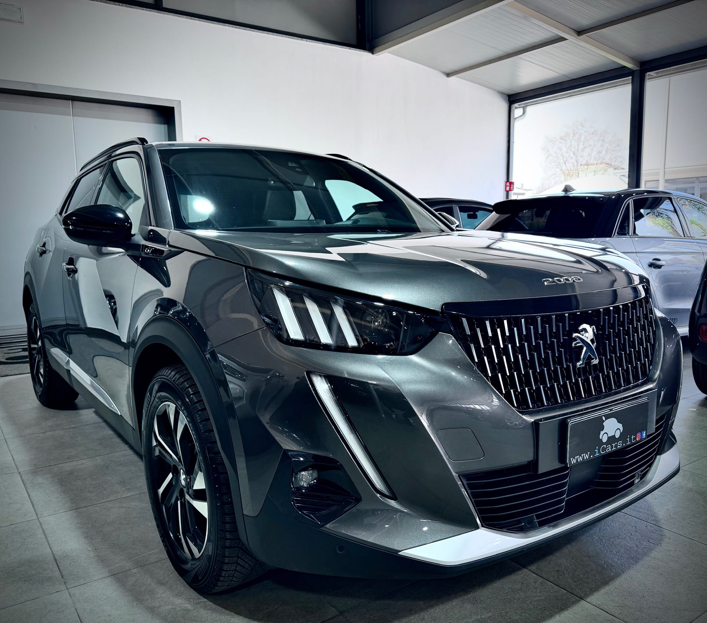 Peugeot 2008 1.5 131CV BlueHDi EAT8 GT - immagine 6