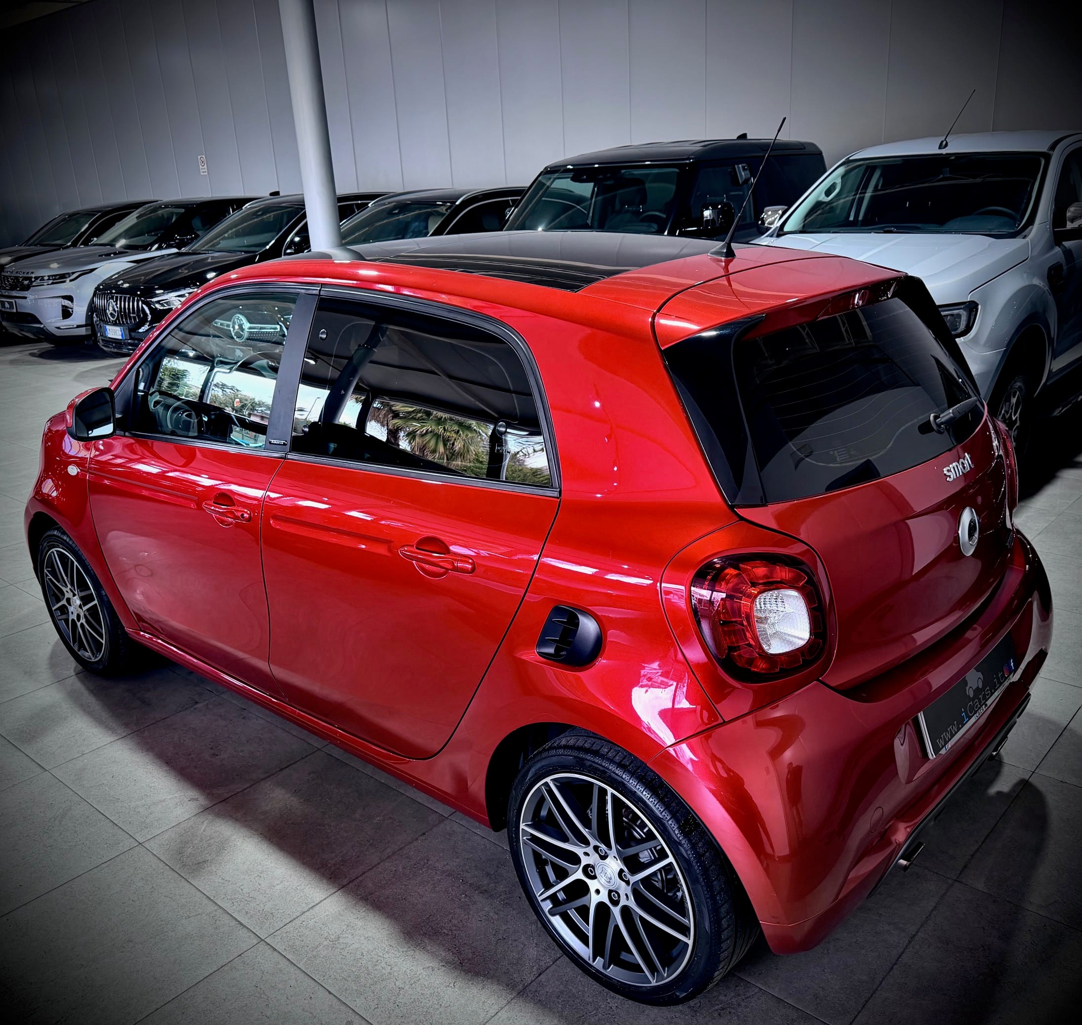 Smart Forfour 0.9 109CV Twinamic Brabus Exclusive - immagine 14