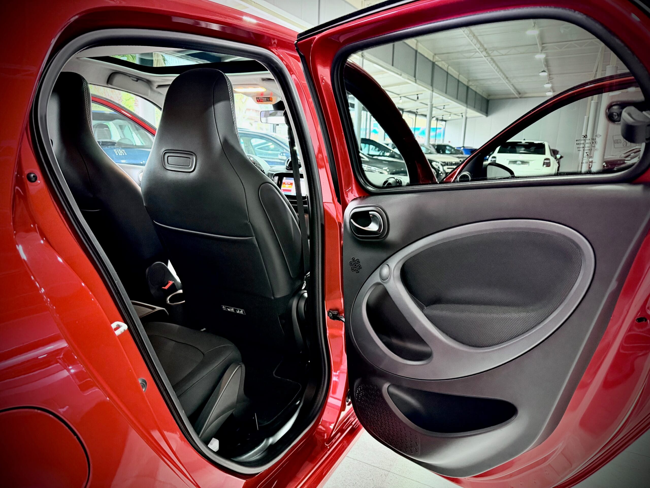 Smart Forfour 0.9 109CV Twinamic Brabus Exclusive - immagine 8