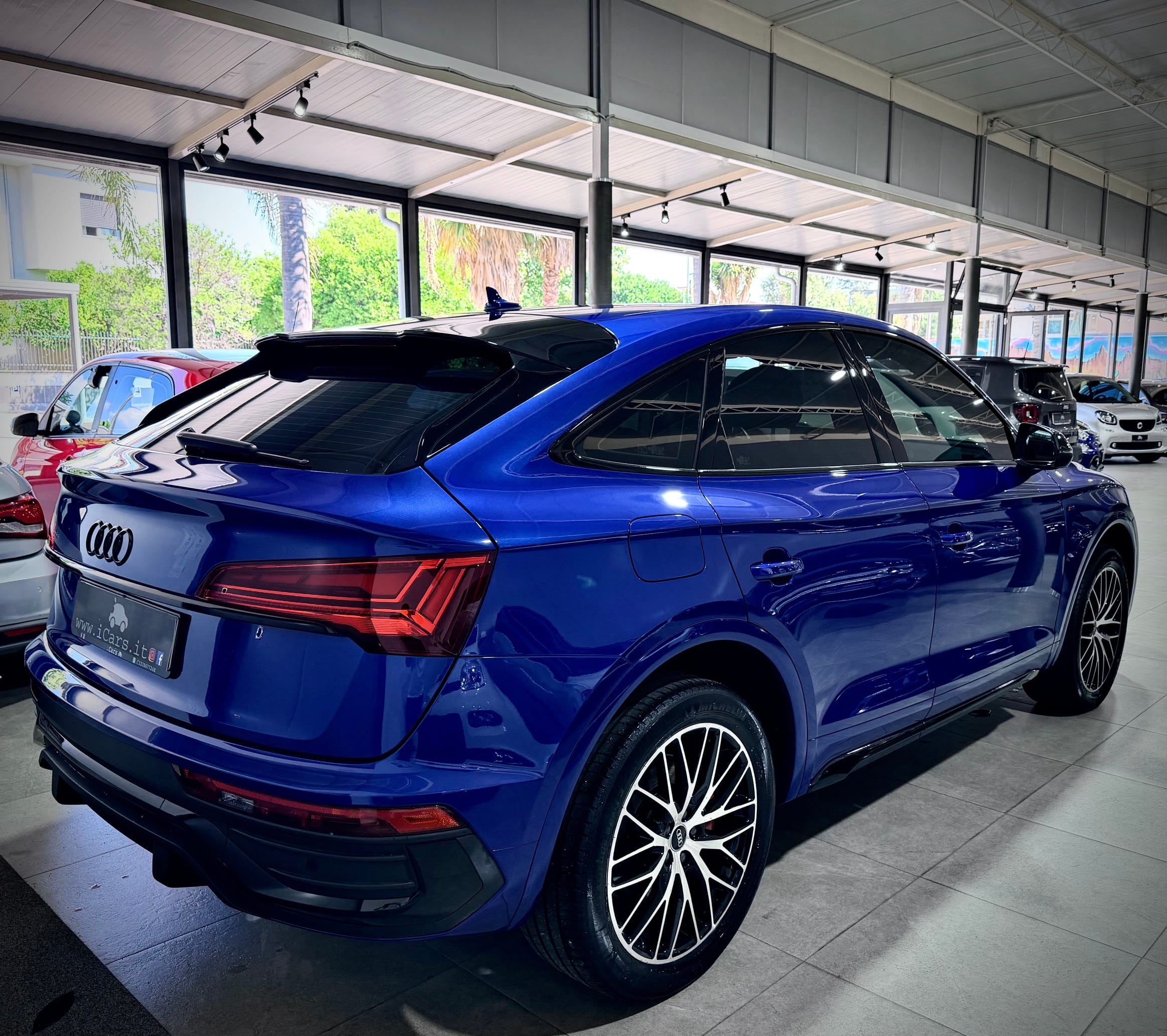 Audi Q5 SPBK 2.0 TDI 204CV Quattro S-Tronic S-Line - immagine 10