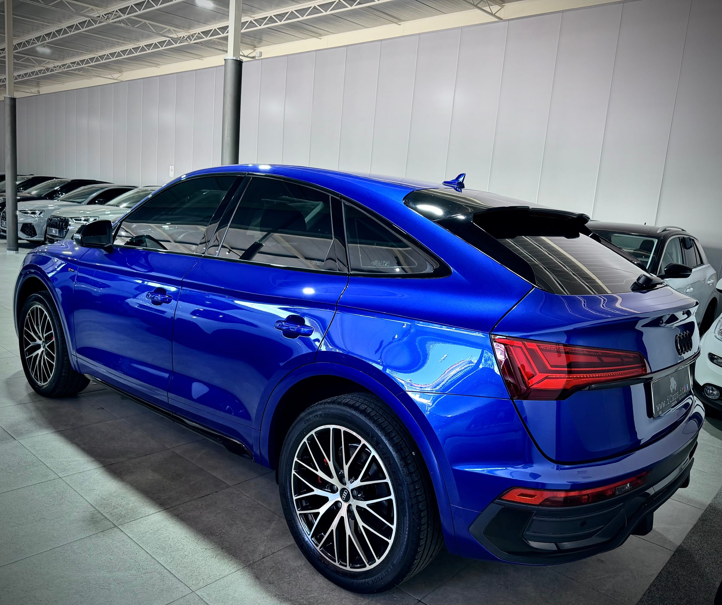 Audi Q5 SPBK 2.0 TDI 204CV Quattro S-Tronic S-Line - immagine 8