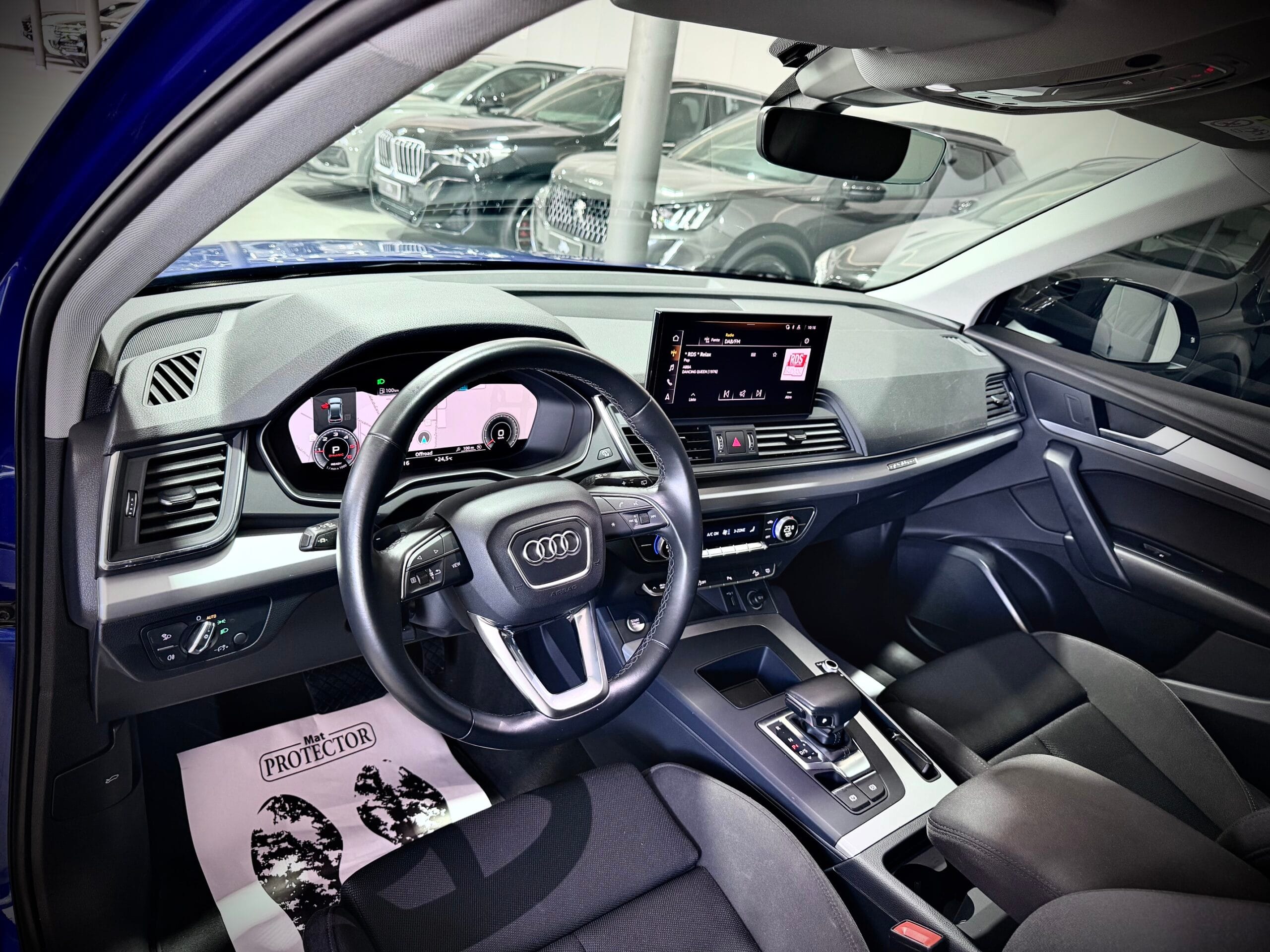 Audi Q5 SPBK 2.0 TDI 204CV Quattro S-Tronic S-Line - immagine 6