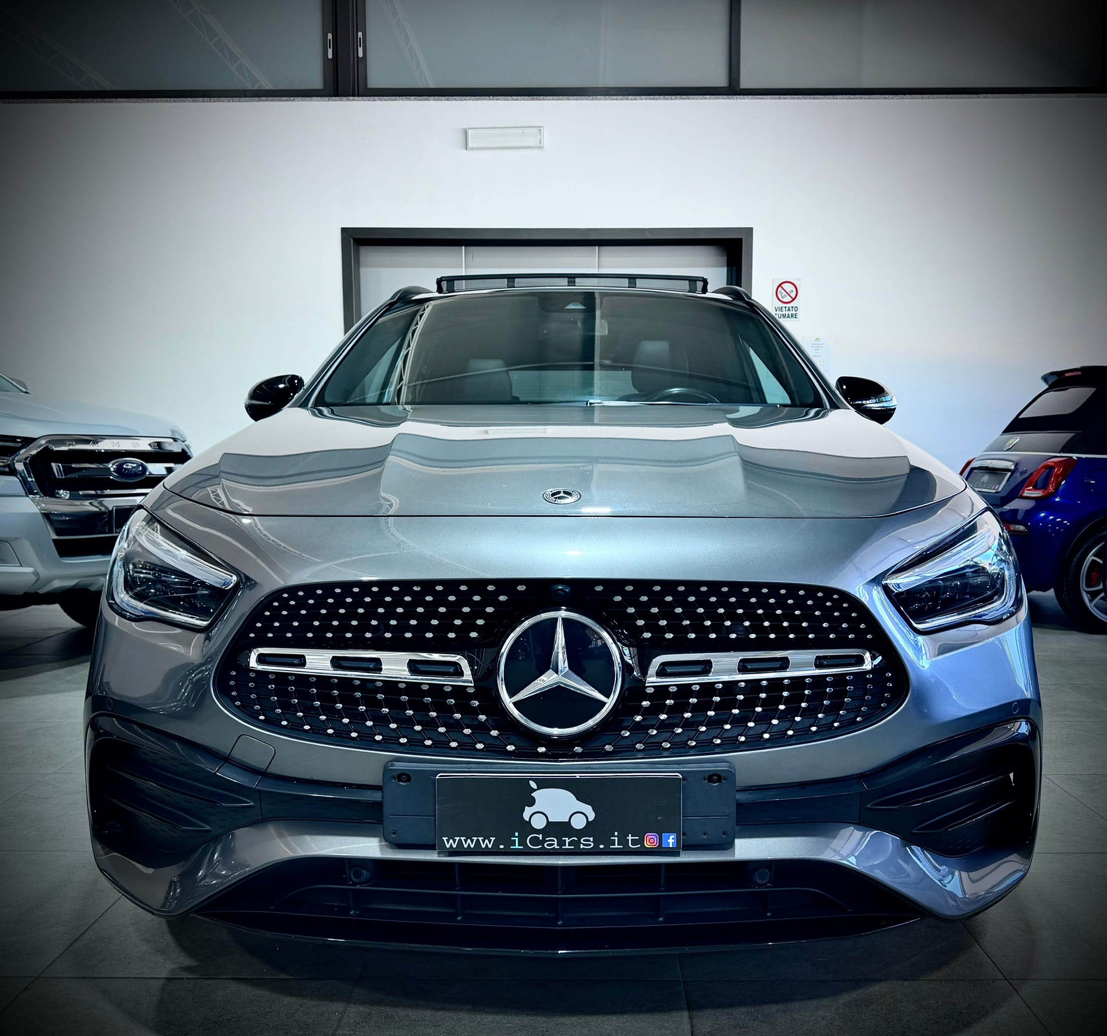 Mercedes-Benz GLA 220 d 190CV 4Matic Premium AMG - immagine 14