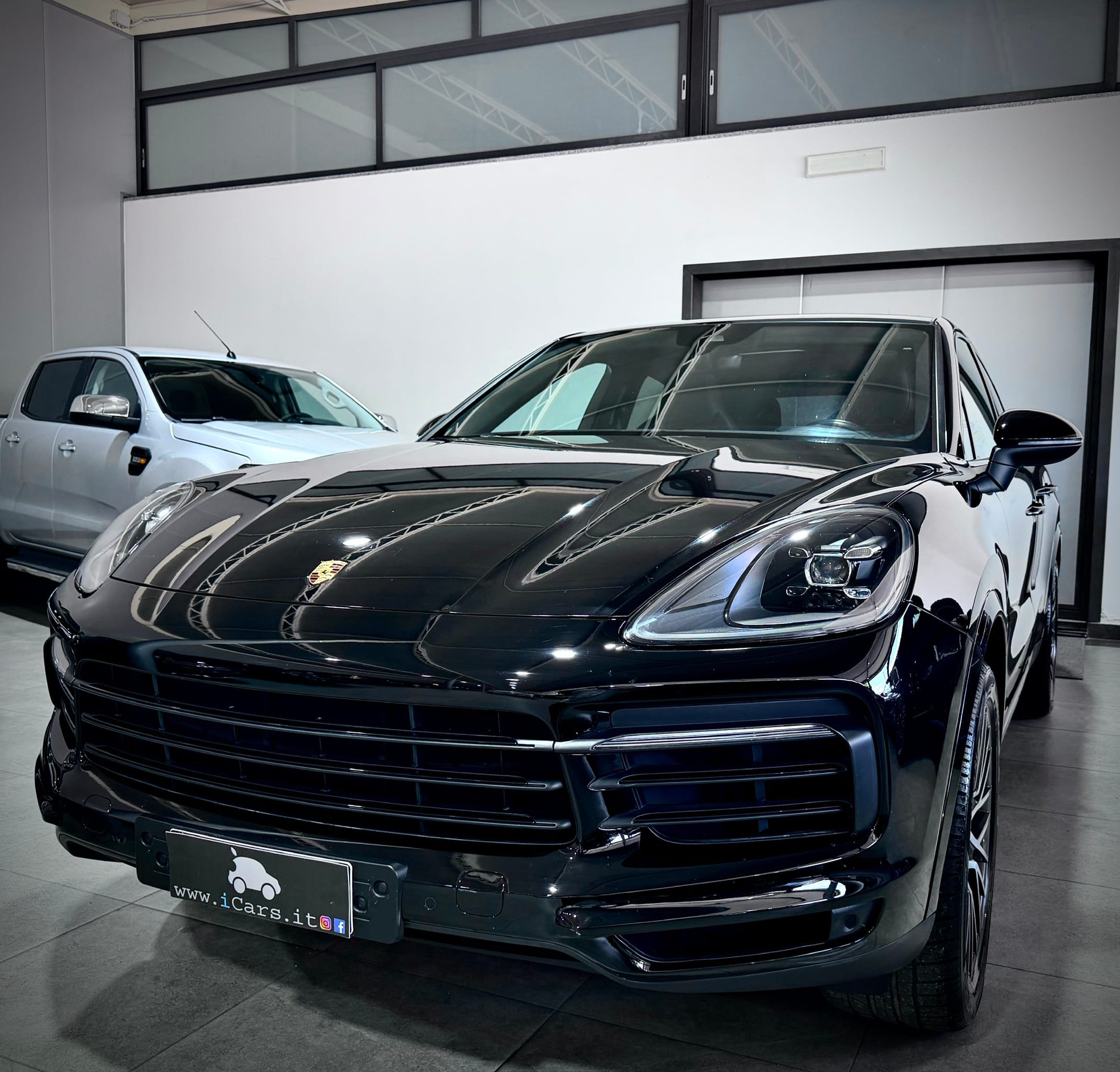 Porsche Cayenne Coupe 3.0 340CV Tiptronic - immagine 3