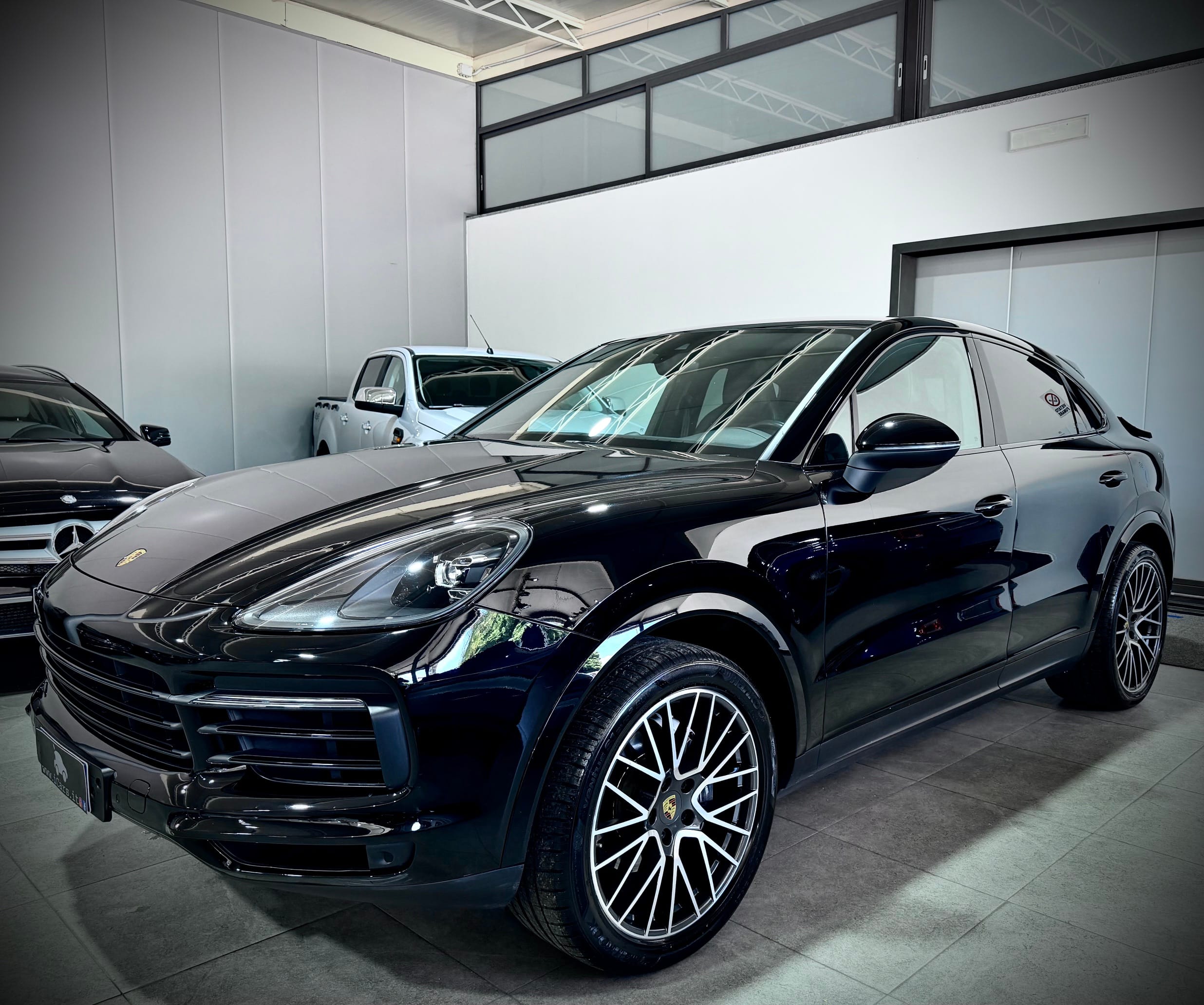 Porsche Cayenne Coupe 3.0 340CV Tiptronic - immagine 4