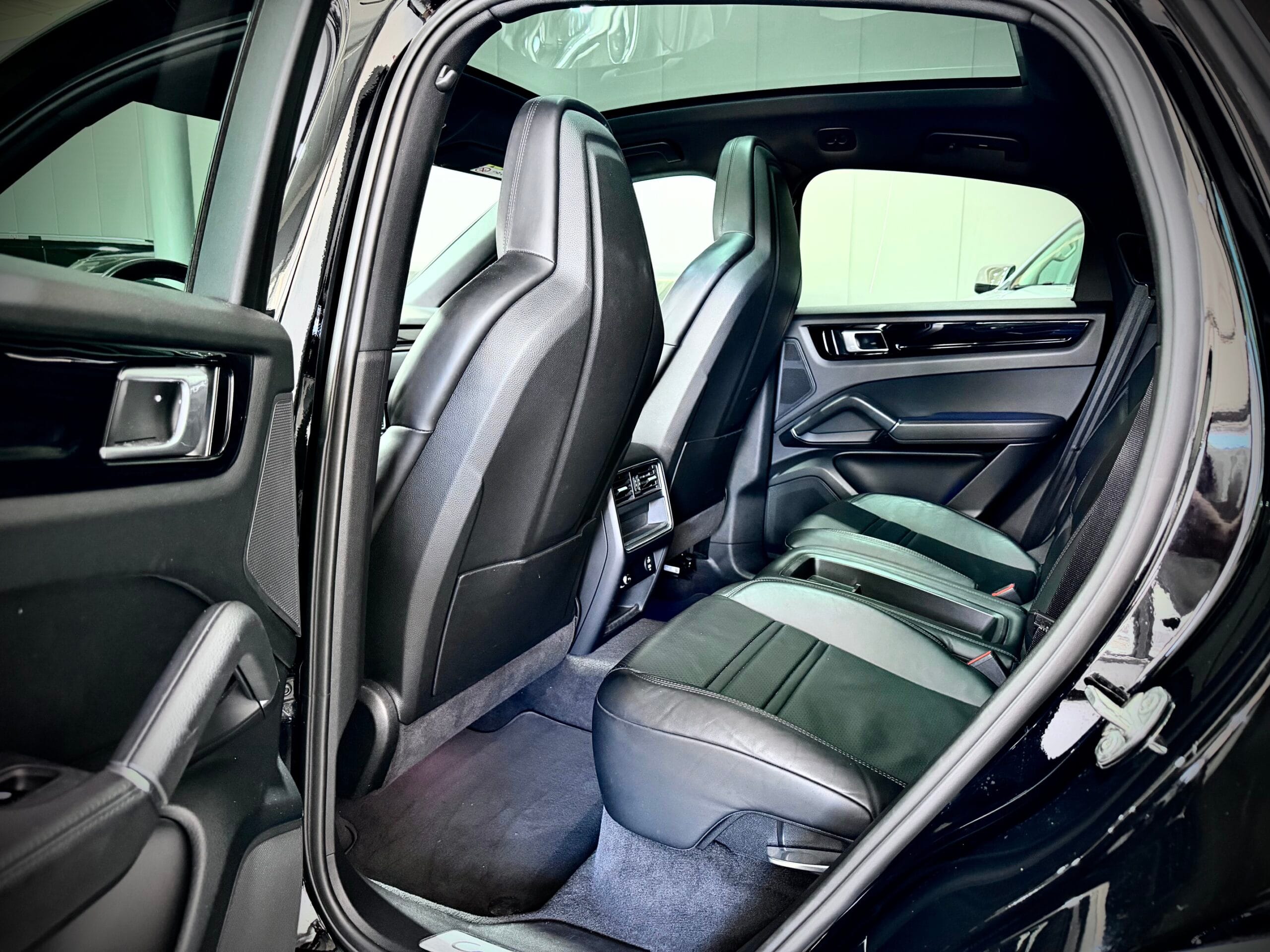 Porsche Cayenne Coupe 3.0 340CV Tiptronic - immagine 13