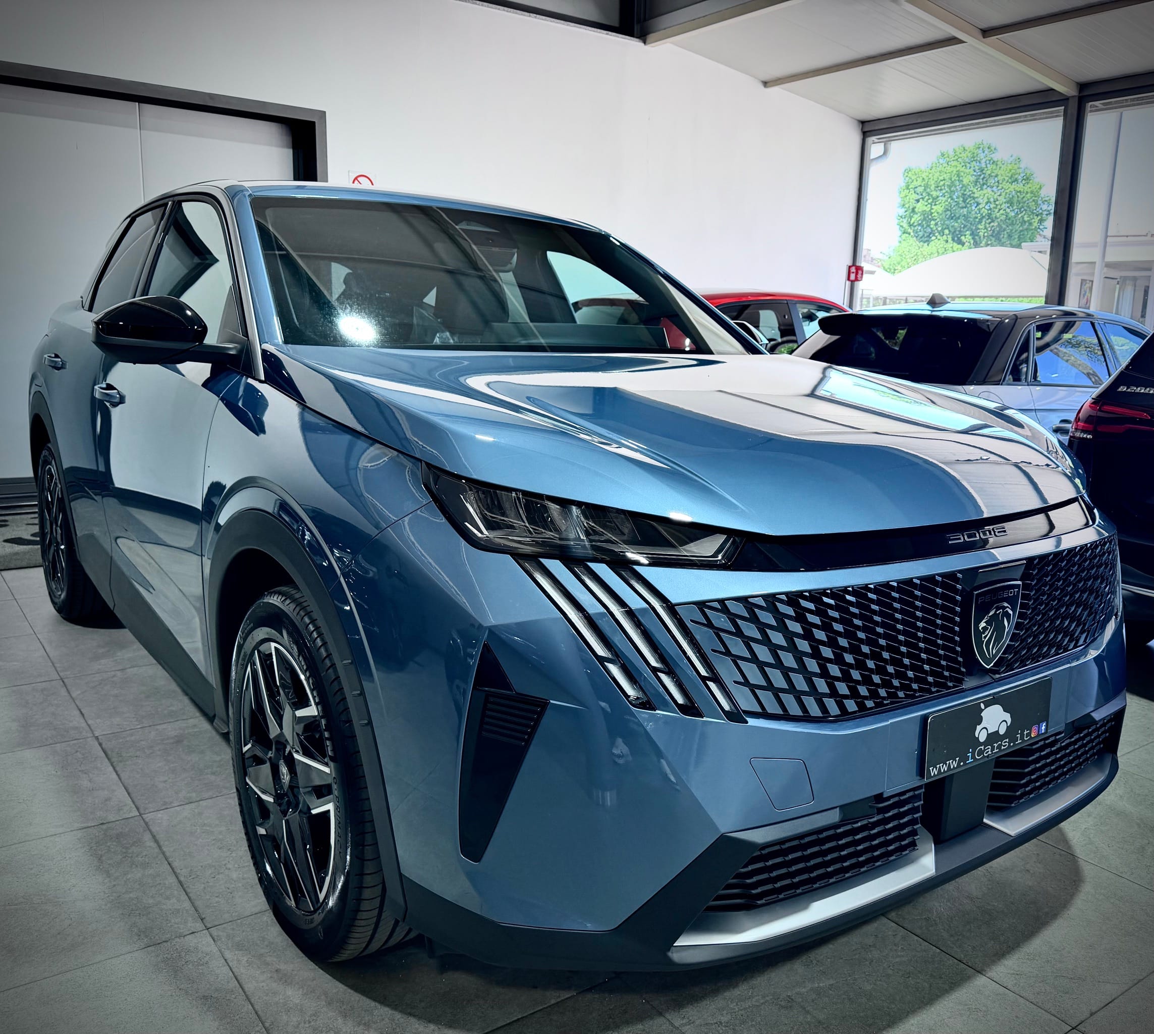 Peugeot 3008 1.2 Hybrid 145CV E-DCS6 Allure KM0 - immagine 11