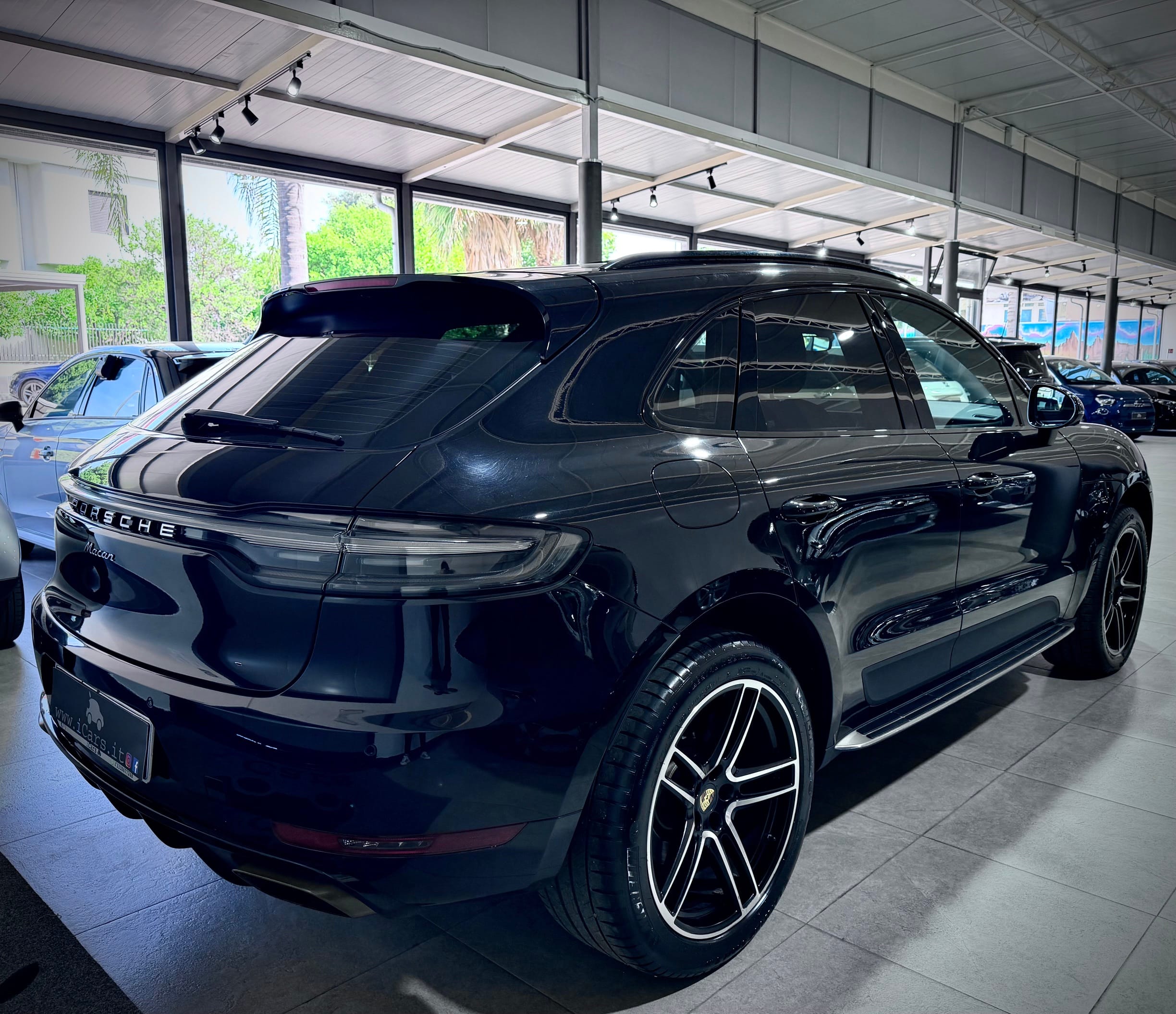 Porsche Macan 2.0 245CV PDK - immagine 8
