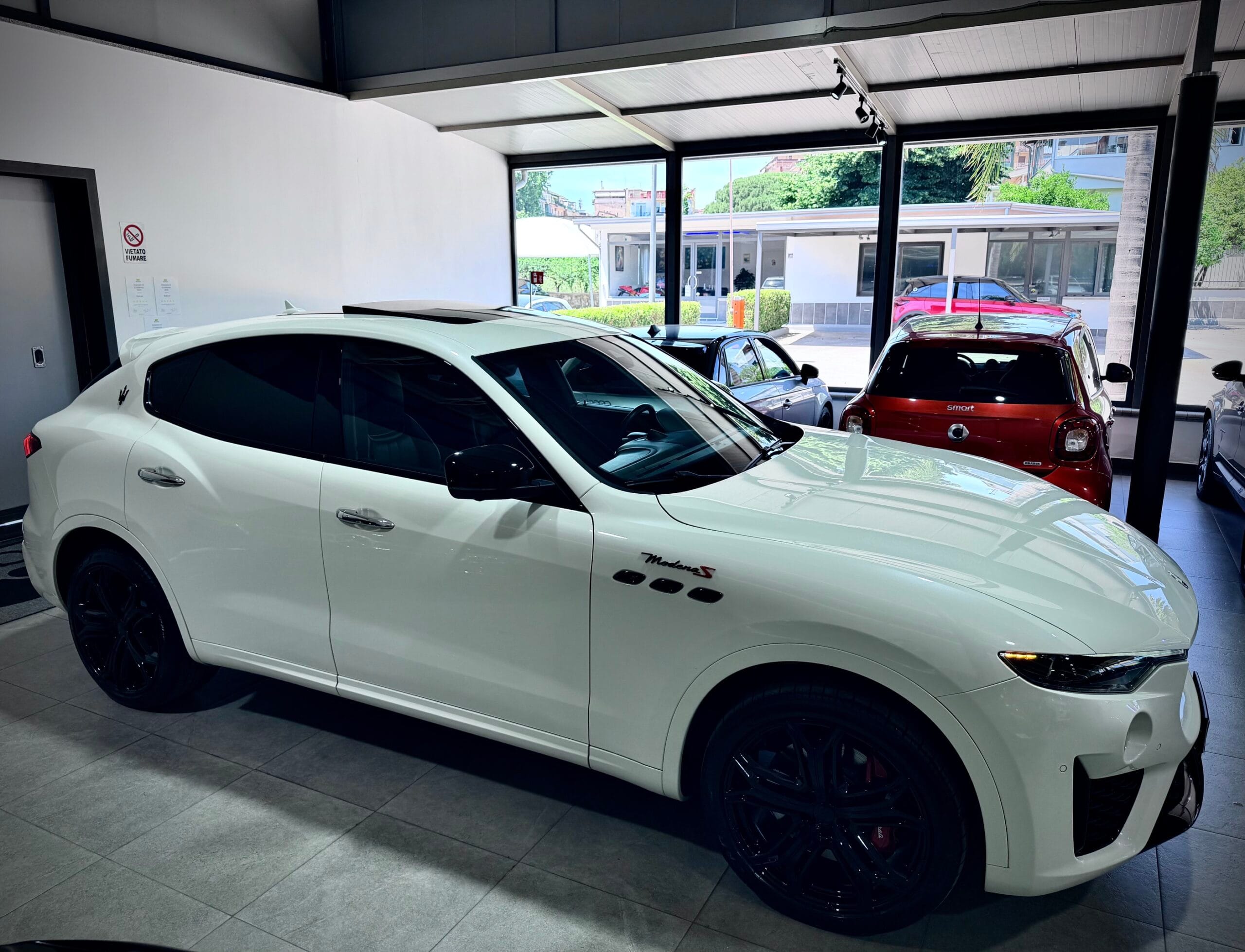 Maserati Levante 3.0 V6 430CV Modena S - immagine 12