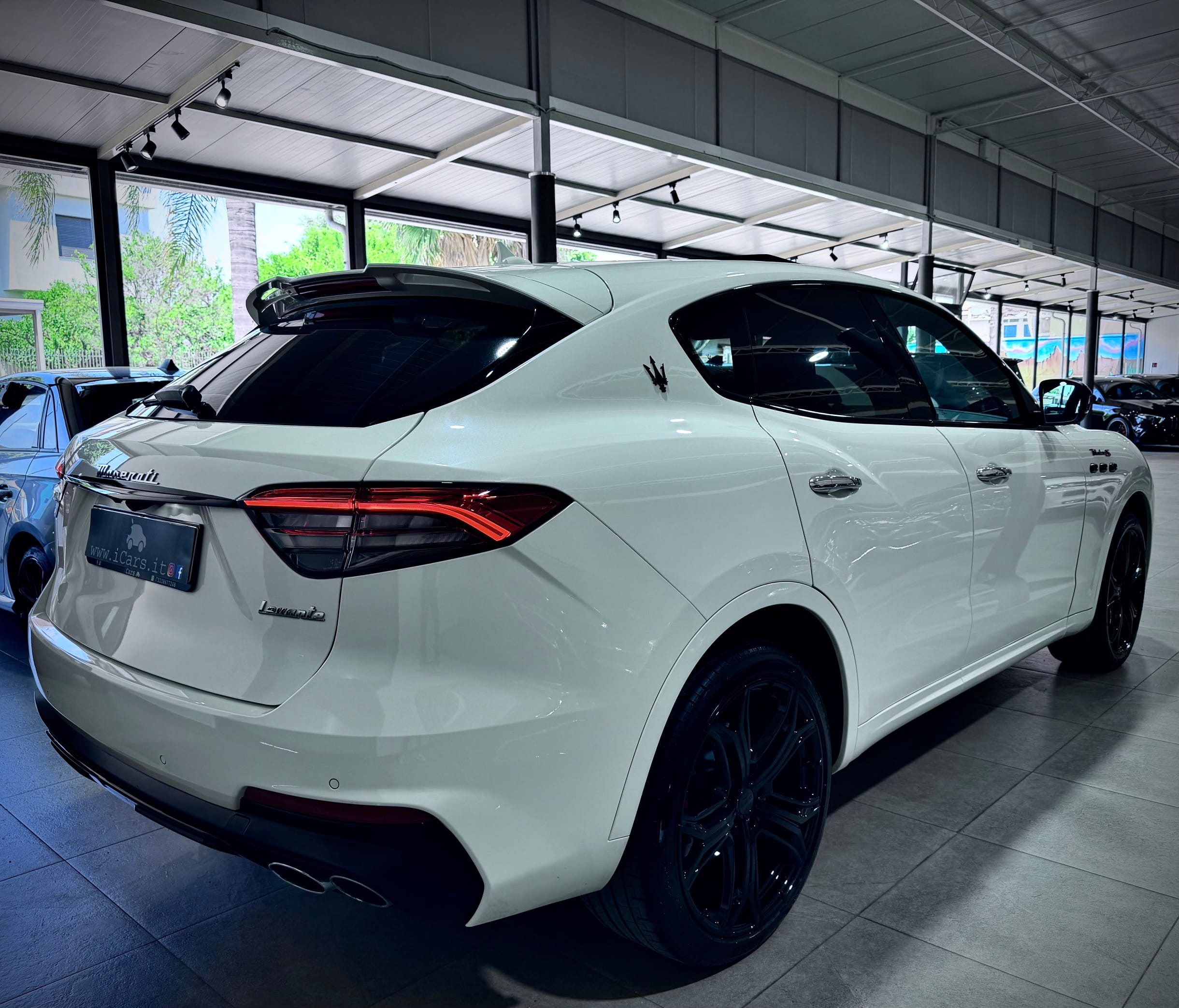 Maserati Levante 3.0 V6 430CV Modena S - immagine 11