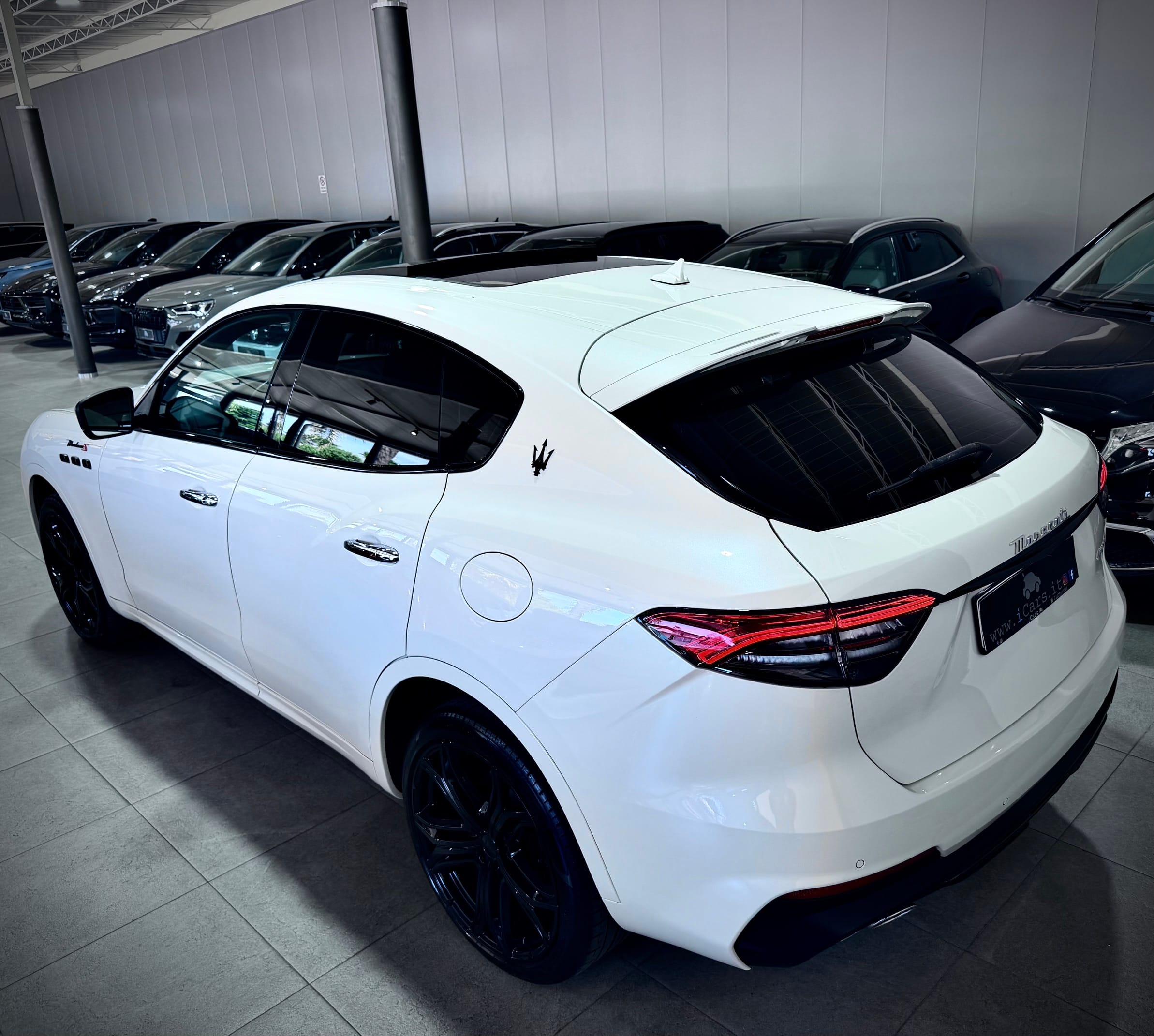 Maserati Levante 3.0 V6 430CV Modena S - immagine 9
