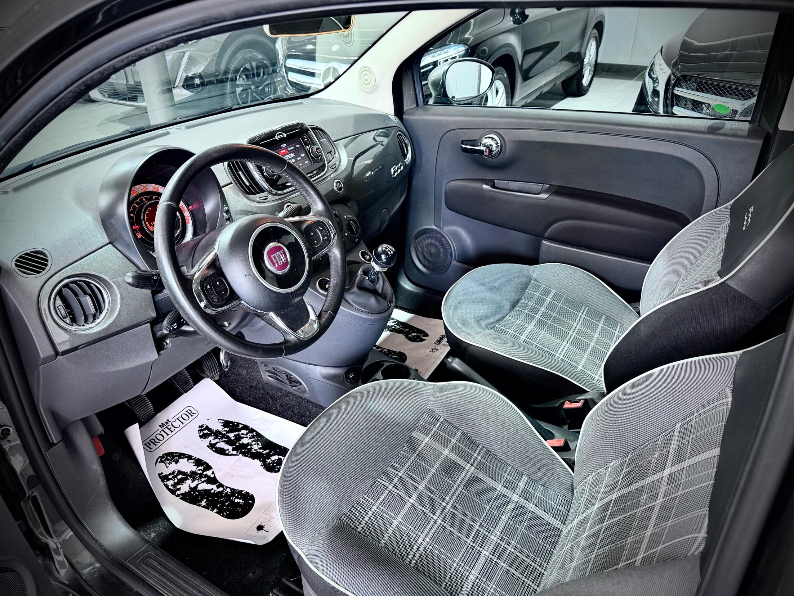 Fiat 500 1.2 69CV Lounge - immagine 11