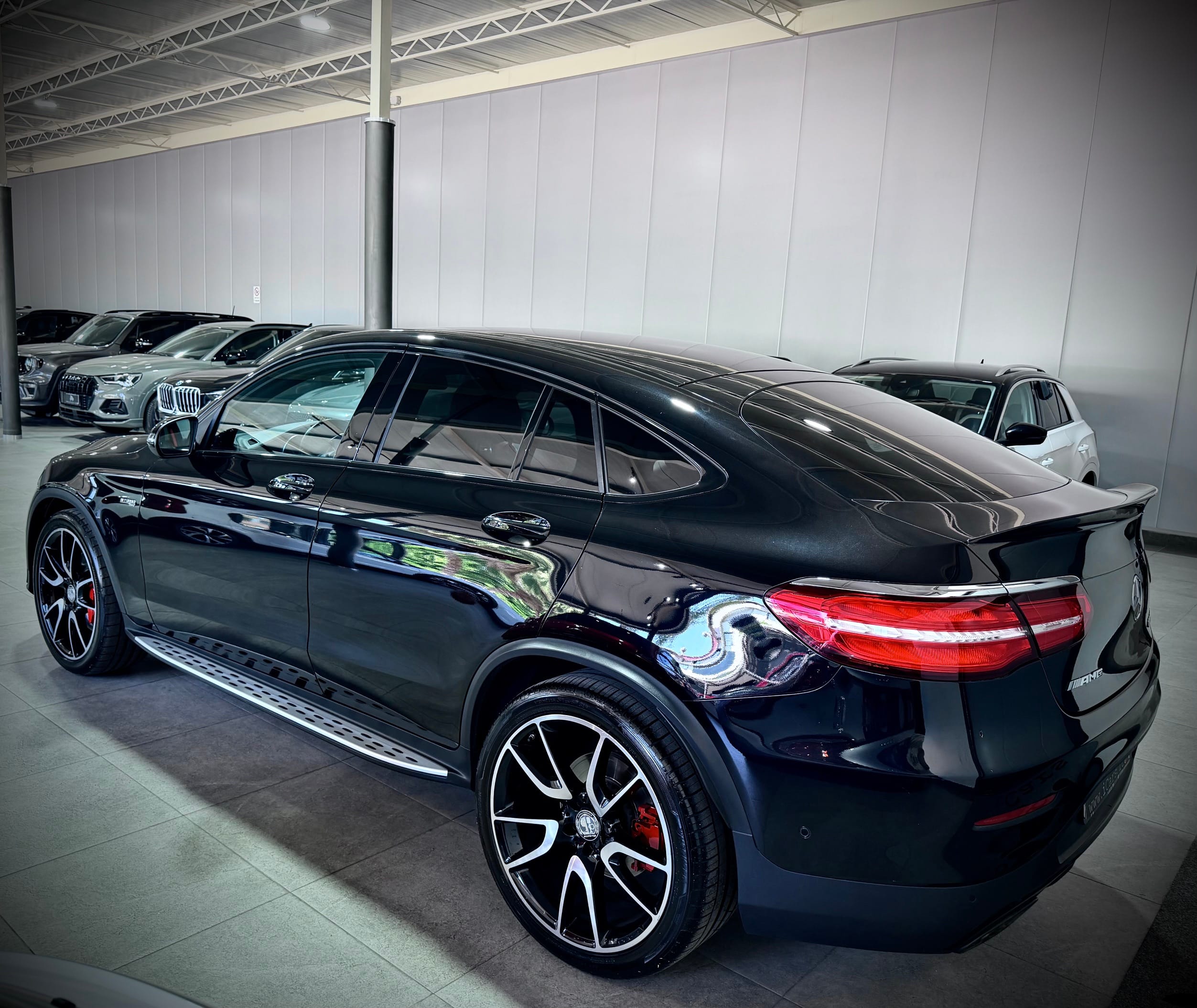 Mercedes-Benz GLC 43 AMG Coupe 367CV 4Matic Premium - immagine 8