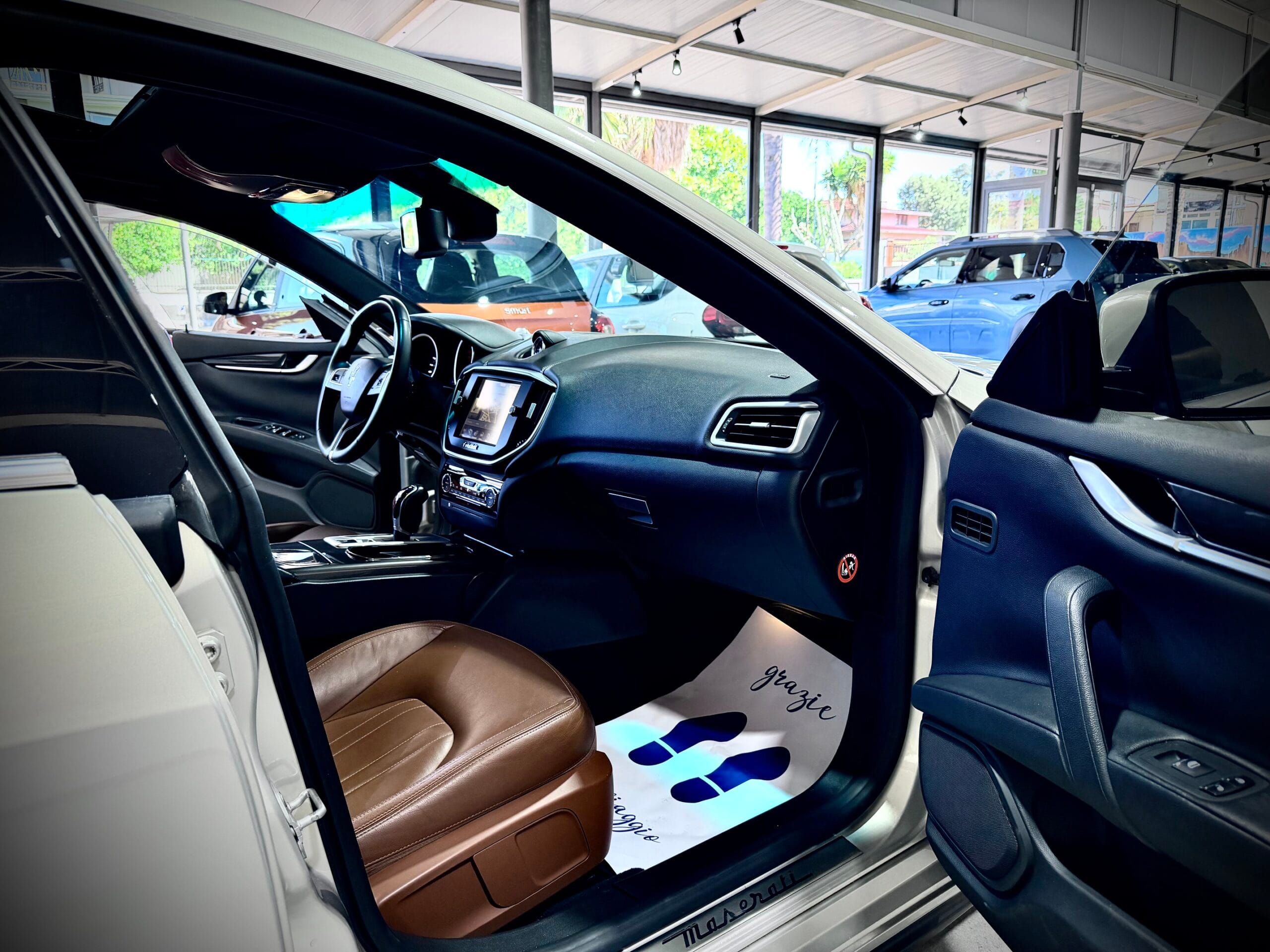 Maserati Ghibli 3.0 V6 250CV Diesel Restyling - immagine 15