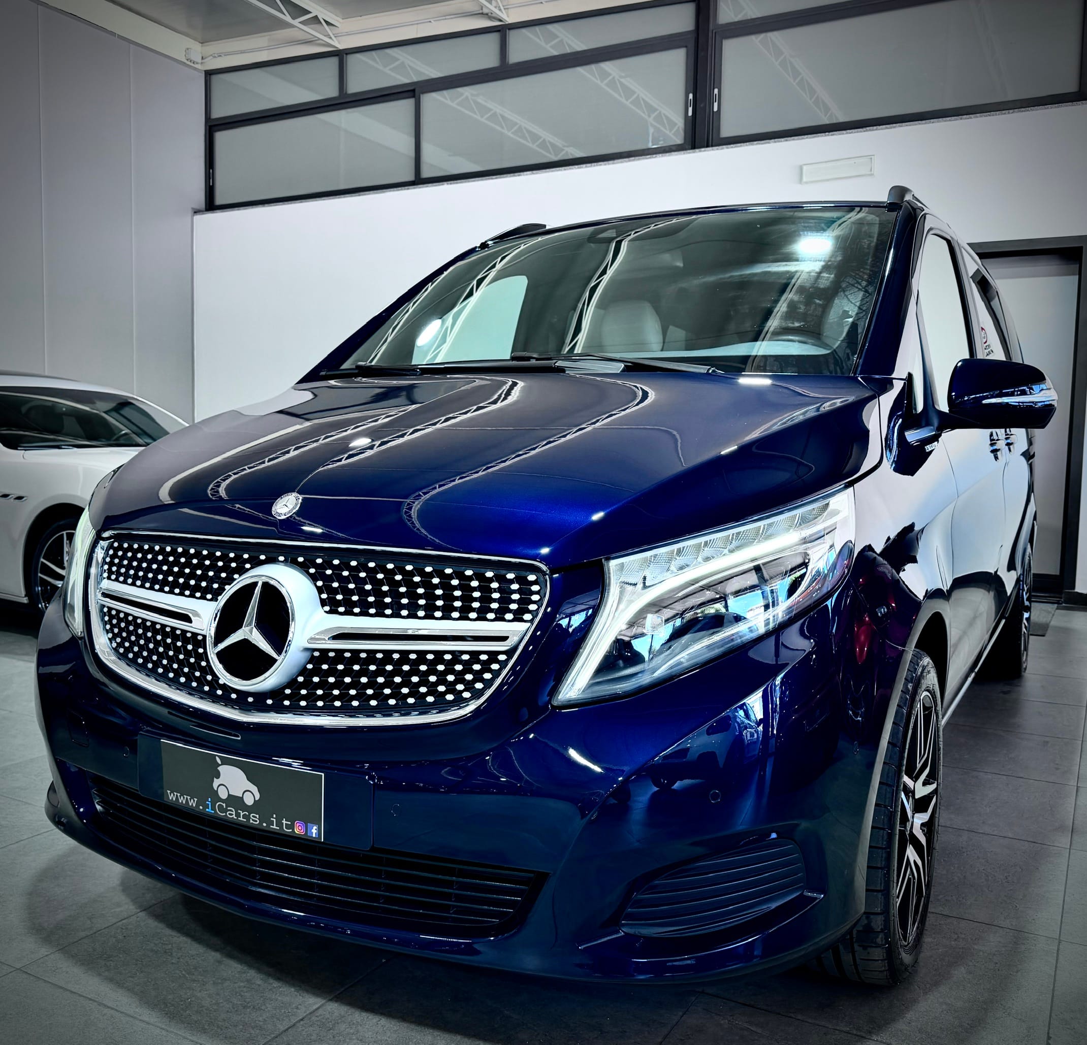 Mercedes-Benz V 250d 190CV Executive Long - immagine 14
