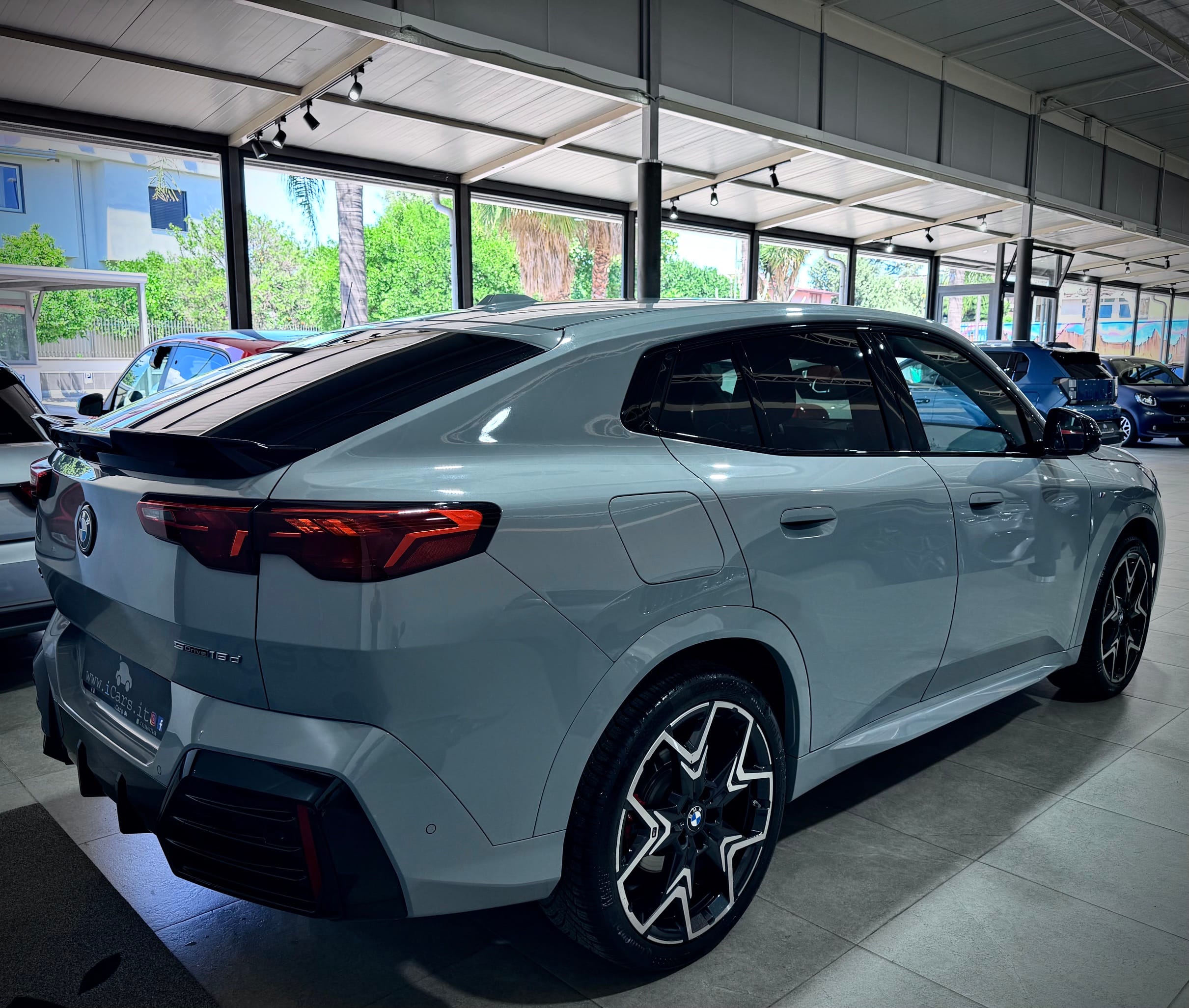 BMW X2 sDrive18d M Sport Pro - immagine 11