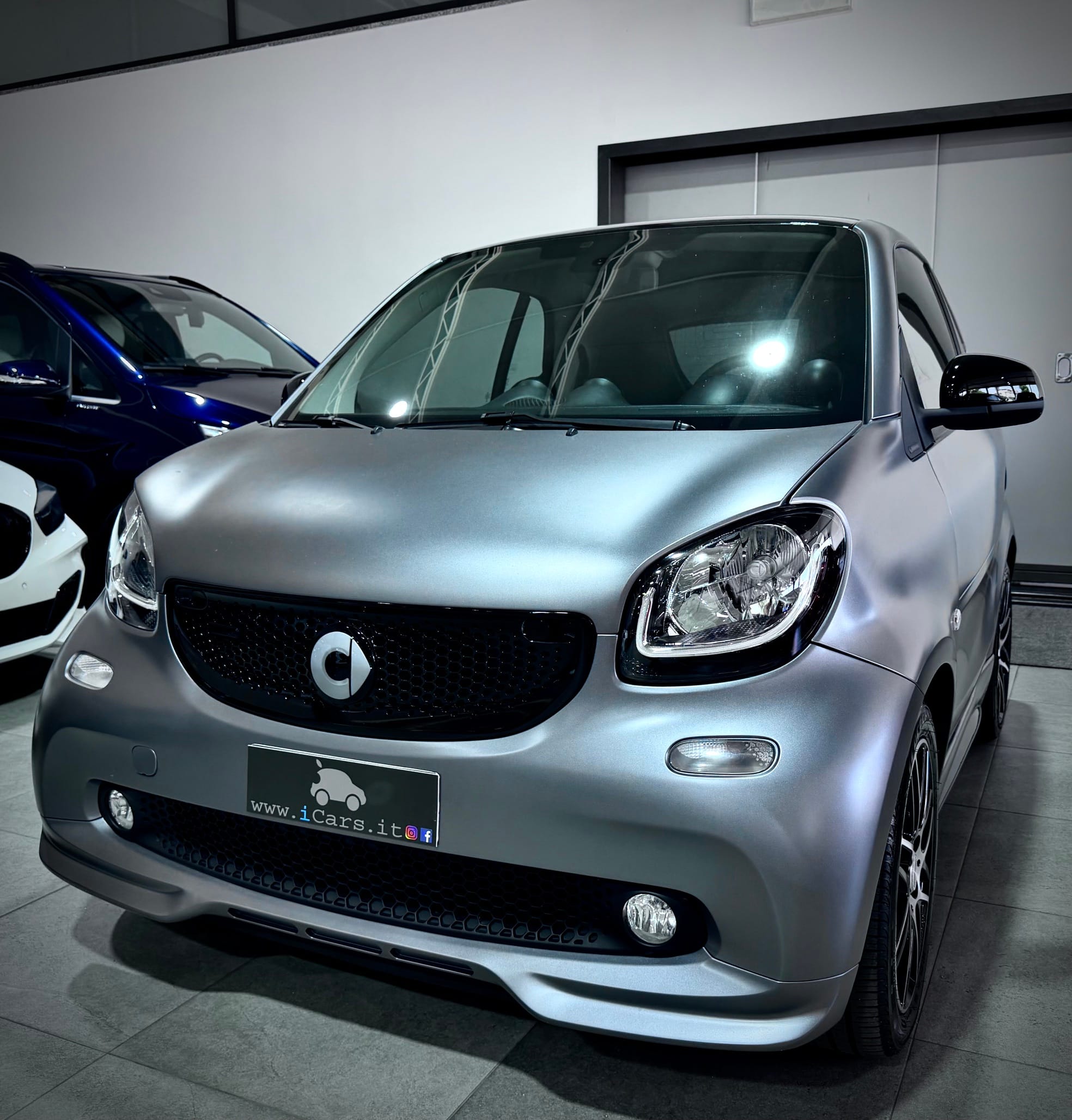 Smart Fortwo 0.9 109CV Twinamic Brabus Xclusive - immagine 3