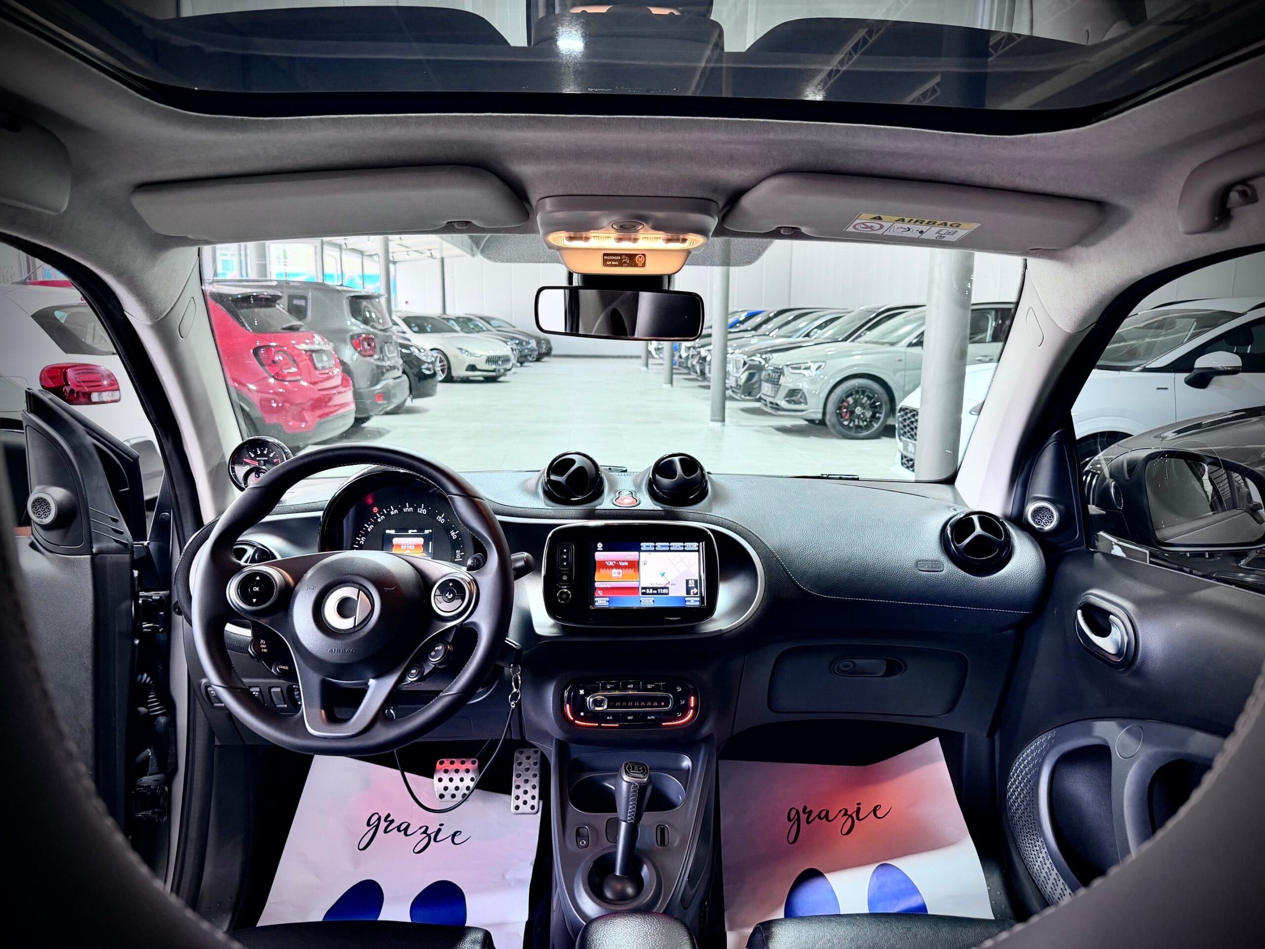 Smart Fortwo 0.9 109CV Twinamic Brabus Xclusive - immagine 10