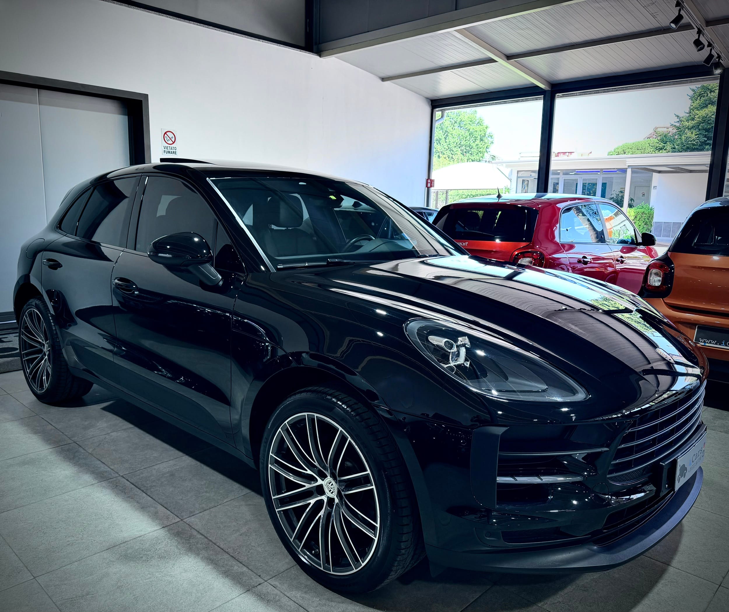 Porsche Macan 2.0 245CV PDK - immagine 6