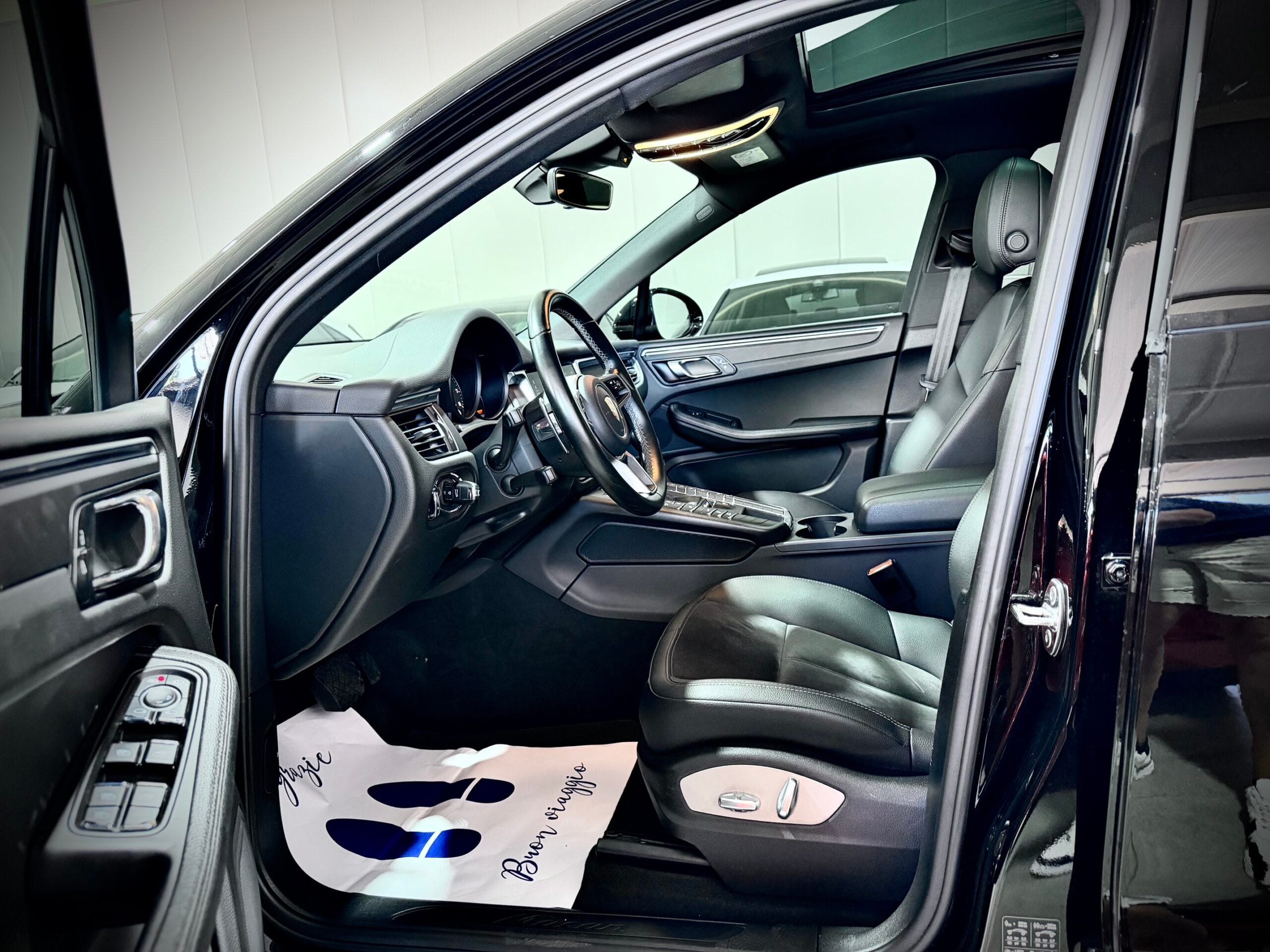 Porsche Macan 2.0 245CV PDK - immagine 10