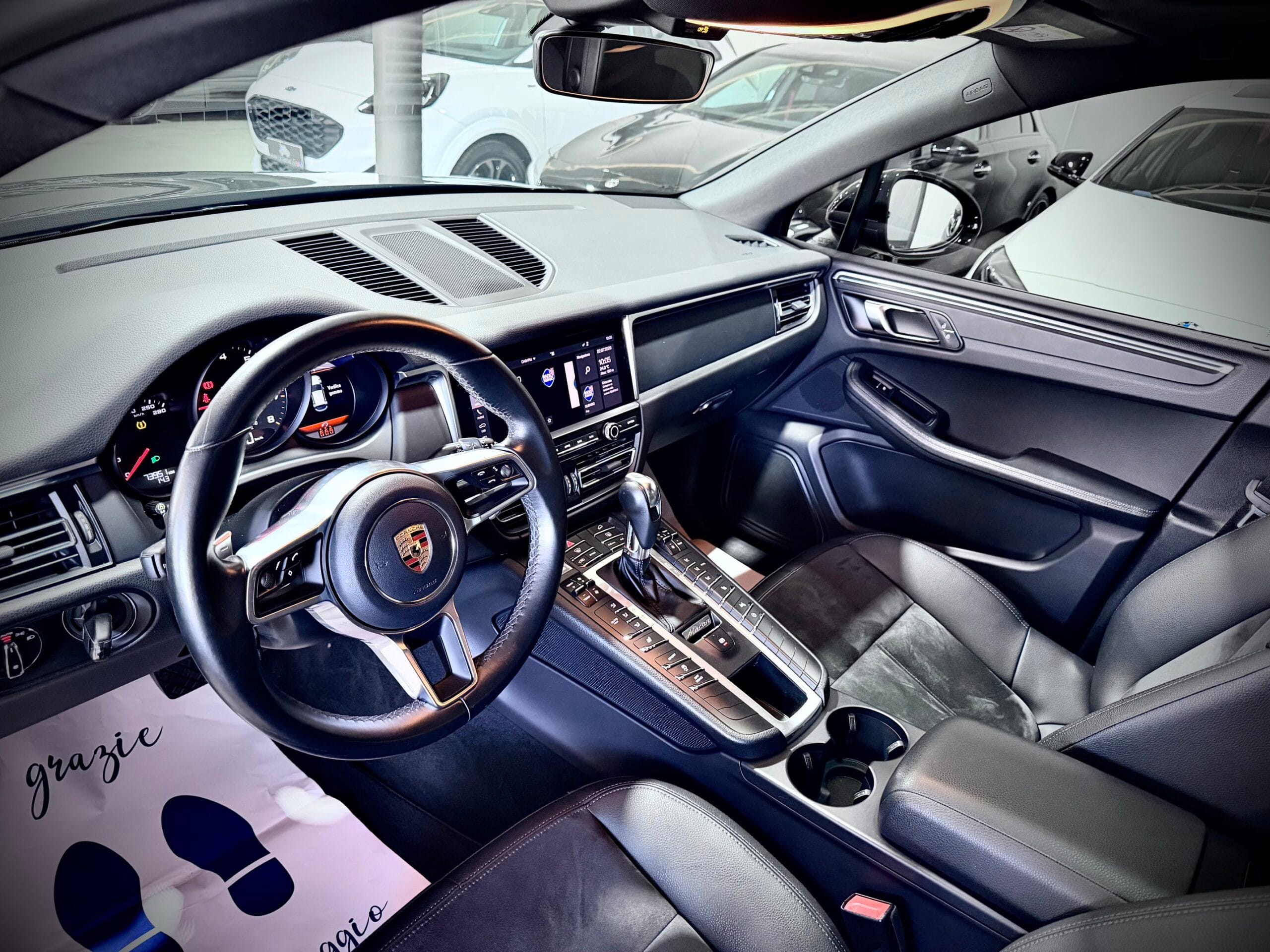 Porsche Macan 2.0 245CV PDK - immagine 11
