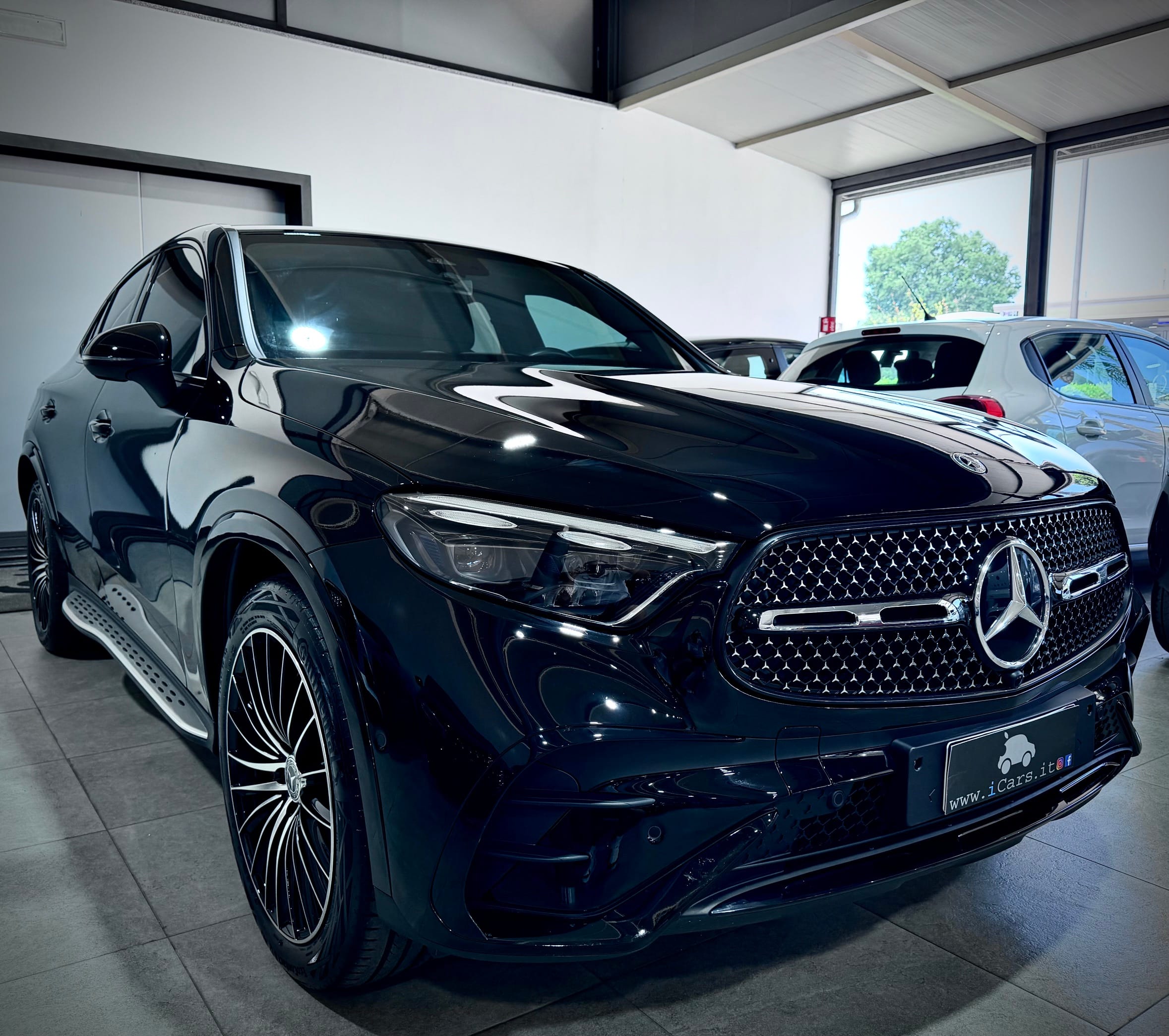 Mercedes-Benz GLC 220 d 197CV 4Matic AMG Line Premium Plus - immagine 7