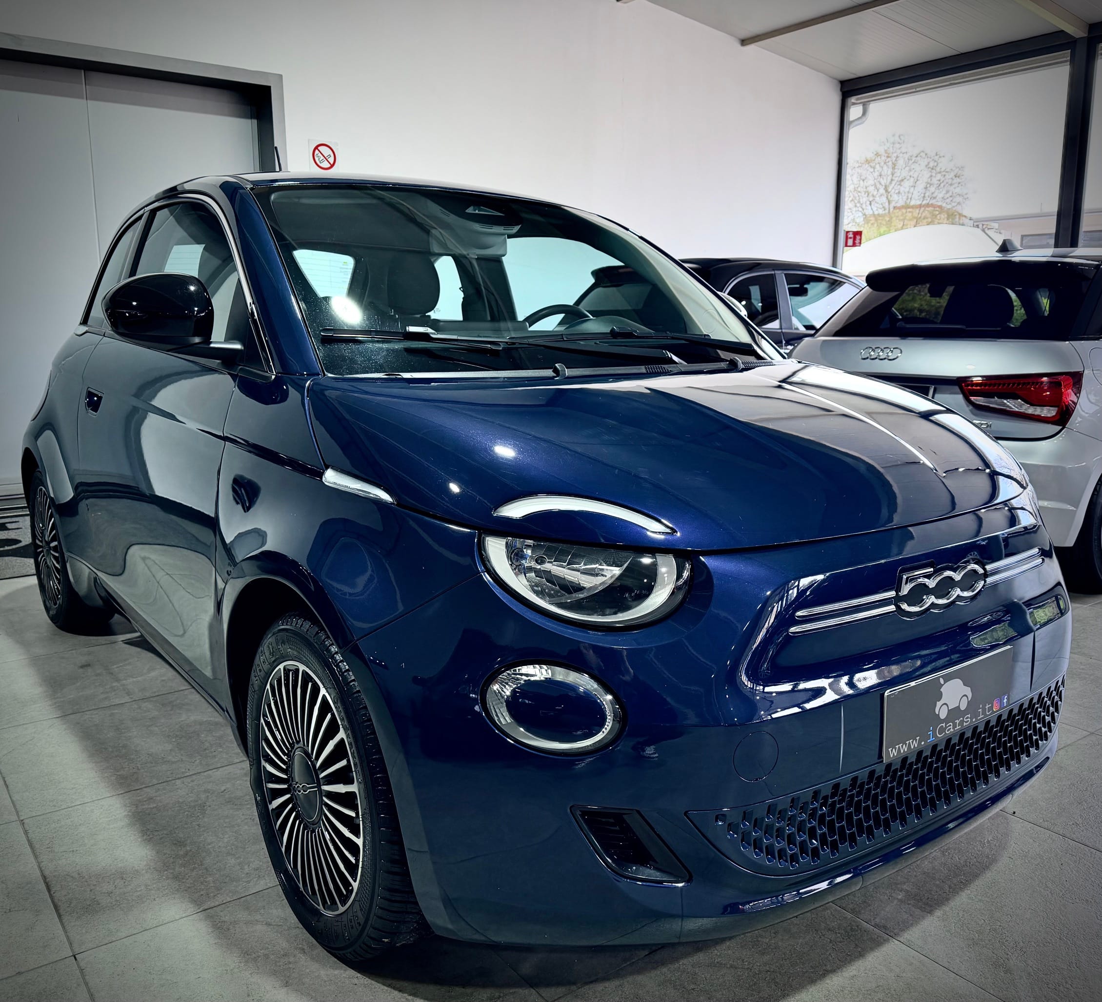 Fiat 500e 42 kWh Icon - immagine 7