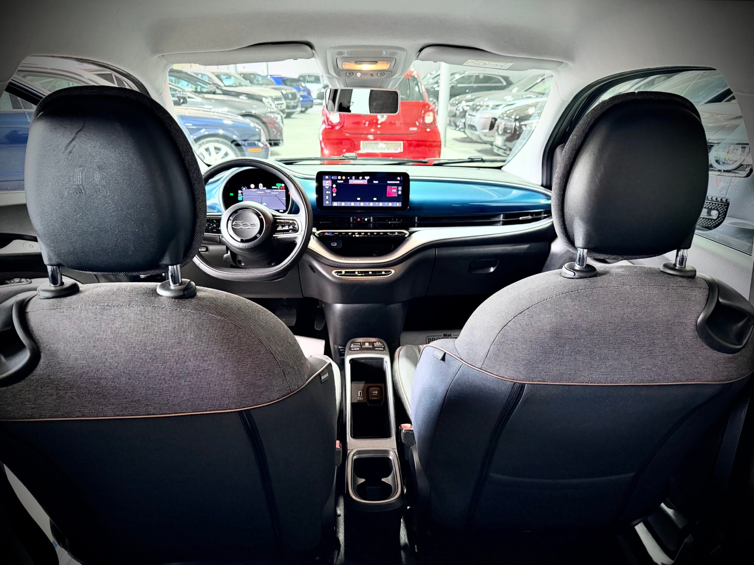 Fiat 500e 42 kWh Icon - immagine 3