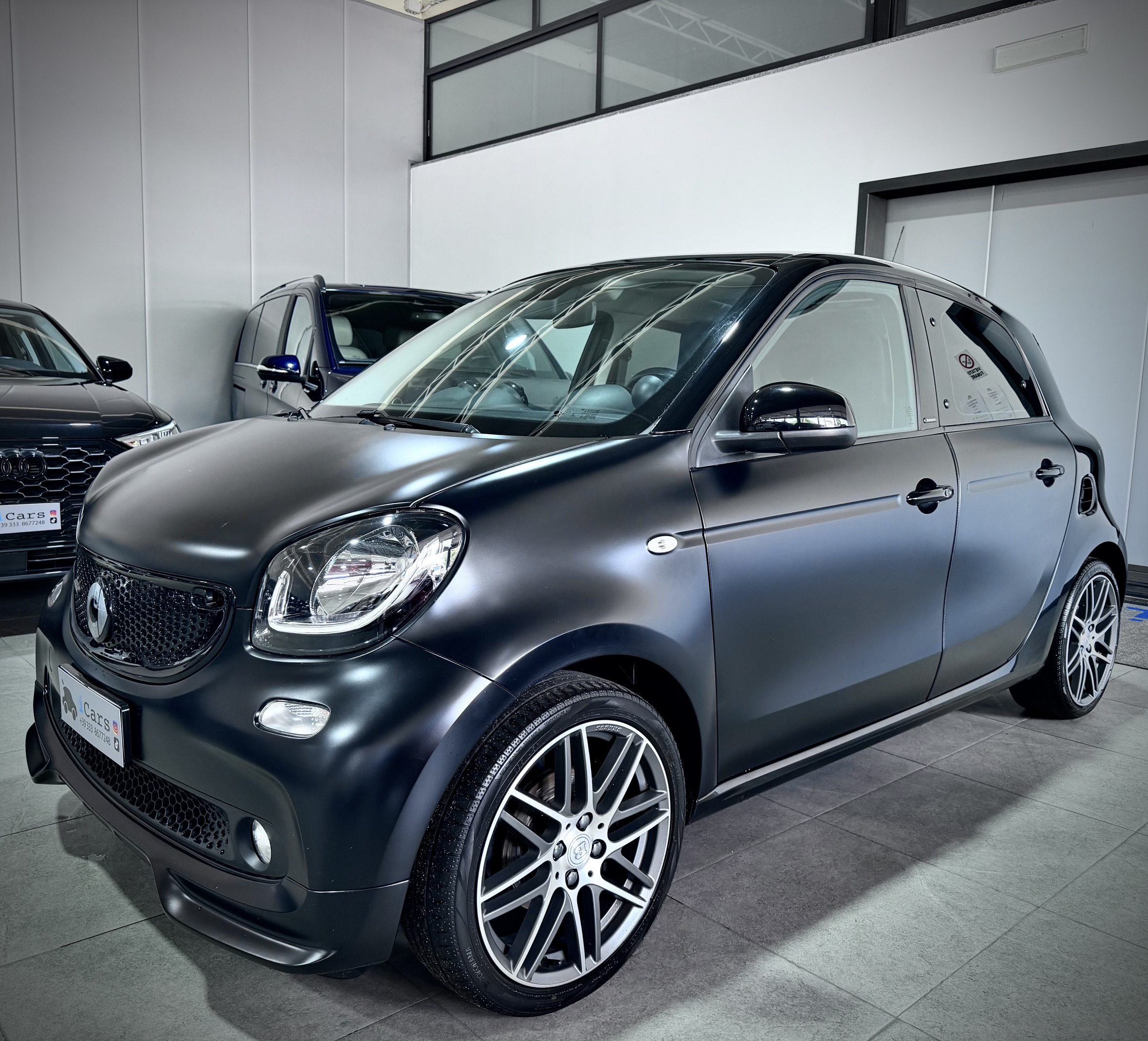 Smart Forfour 0.9 109CV GPL Twinamic Brabus Exclusive - immagine 2