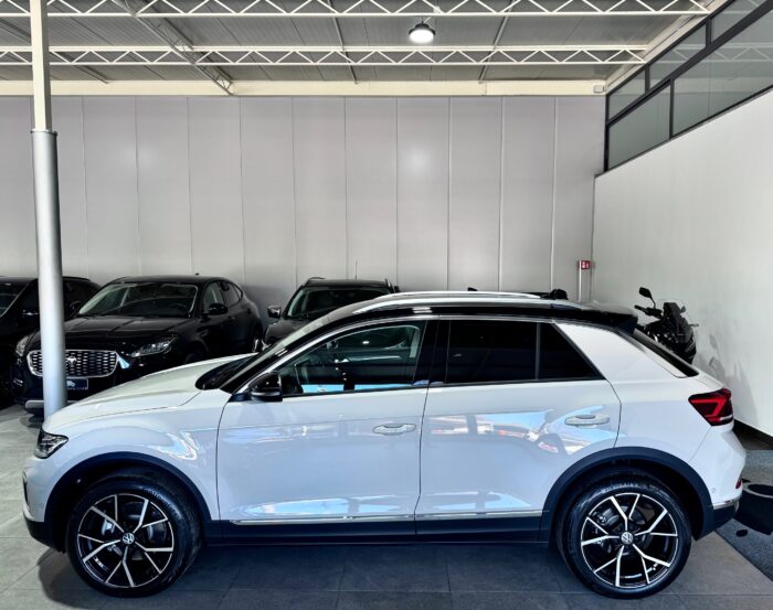 Volkswagen T-Roc 2.0 TDI 150CV DSG 4Motion Style KM 0 - immagine 8