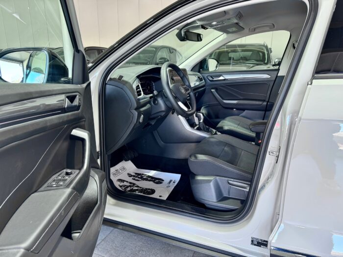 Volkswagen T-Roc 2.0 TDI 150CV DSG 4Motion Style KM 0 - immagine 7