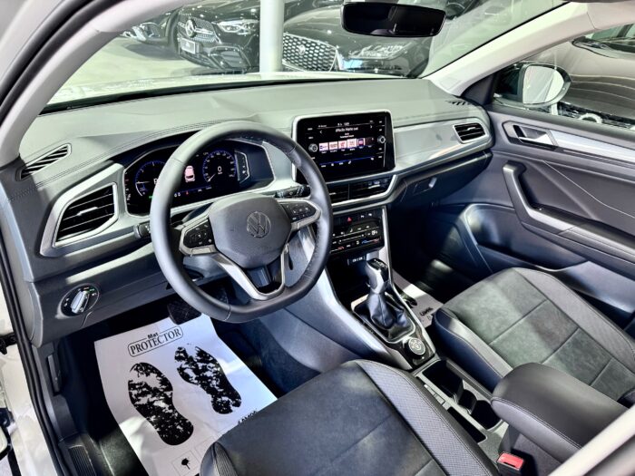 Volkswagen T-Roc 2.0 TDI 150CV DSG 4Motion Style KM 0 - immagine 6