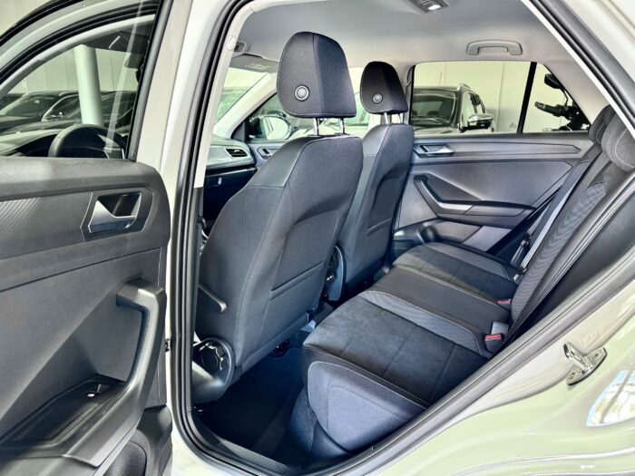 Volkswagen T-Roc 2.0 TDI 150CV DSG 4Motion Style KM 0 - immagine 5