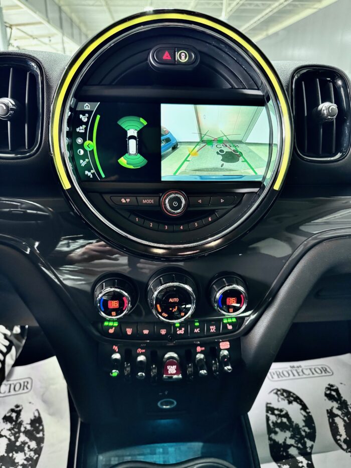 MINI Cooper D Countryman 2.0 150CV Hype - immagine 10