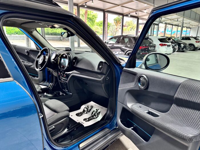 MINI Cooper D Countryman 2.0 150CV Hype - immagine 3