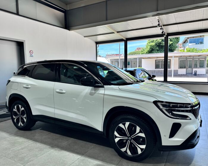 Renault Austral 1.2 200CV E-Tech Hybrid Techno KM 0 - immagine 12