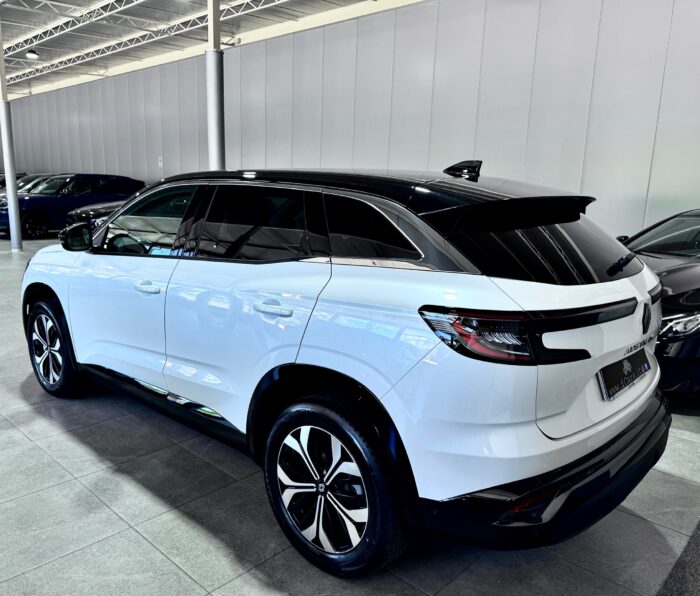 Renault Austral 1.2 200CV E-Tech Hybrid Techno KM 0 - immagine 9