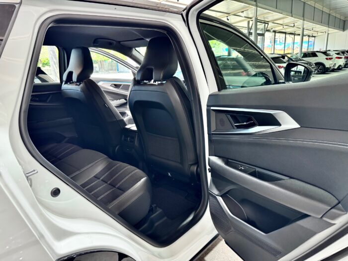 Renault Austral 1.2 200CV E-Tech Hybrid Techno KM 0 - immagine 3