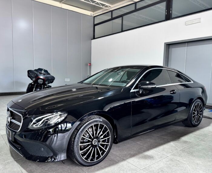 Mercedes-Benz E 220 d Coupe 194CV Premium - immagine 12