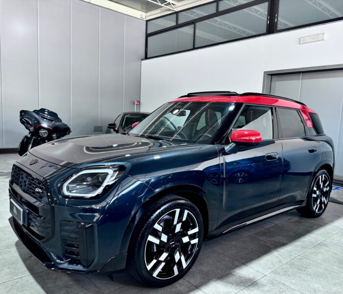 MINI John Cooper Works Countryman 2.0 D 163CV Hybrid Diesel JCW - immagine 17