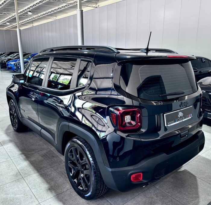 Jeep Renegade 1.6 MJT 120CV DDCT Black Edition - immagine 10