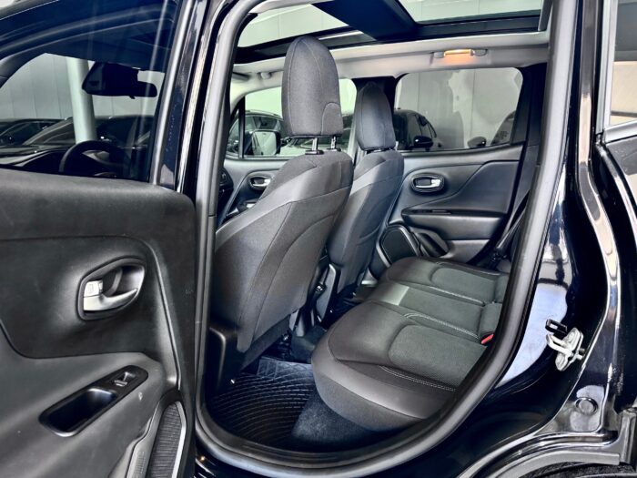Jeep Renegade 1.6 MJT 120CV DDCT Black Edition - immagine 5
