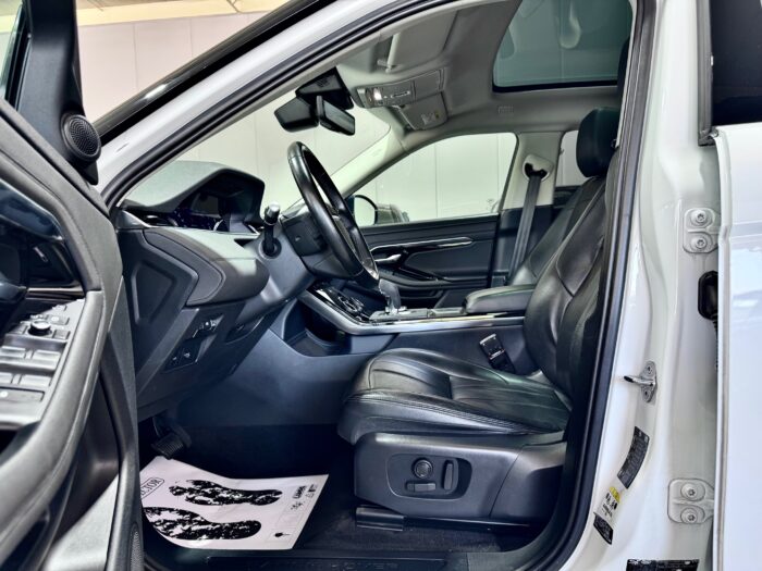 Land Rover Range Rover Evoque 2.0d 180CV i4 Mhev R-Dynamic SE - immagine 7