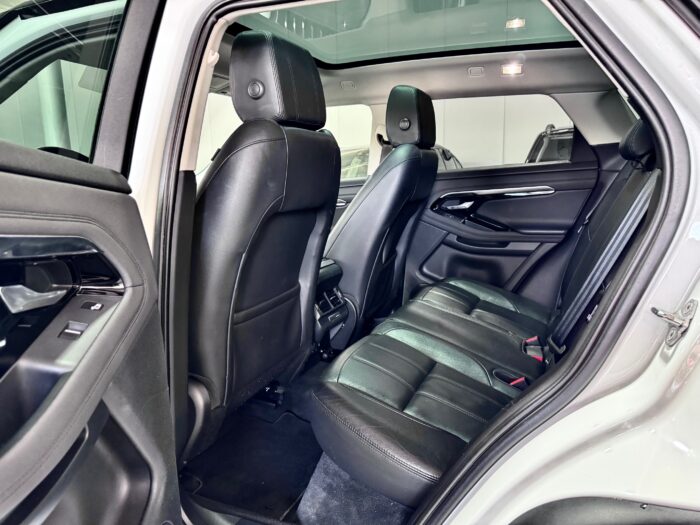 Land Rover Range Rover Evoque 2.0d 180CV i4 Mhev R-Dynamic SE - immagine 5