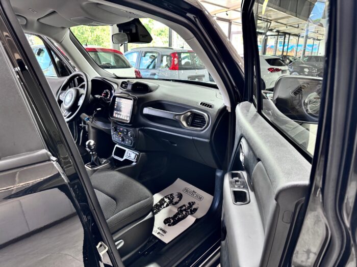 Jeep Renegade 1.6 MJT 130CV Limited Black Edition N1 - immagine 3