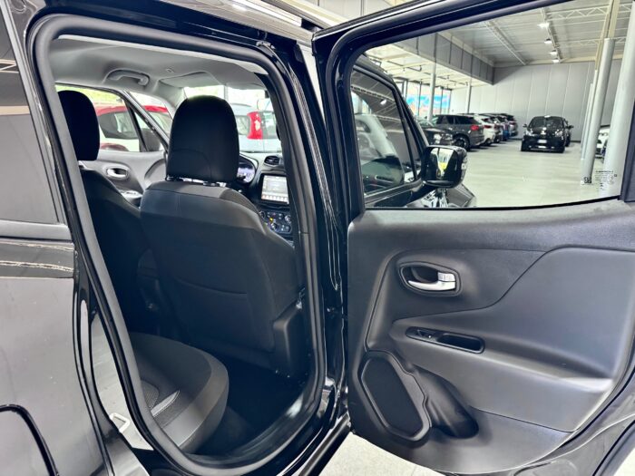 Jeep Renegade 1.6 MJT 130CV Limited Black Edition N1 - immagine 2