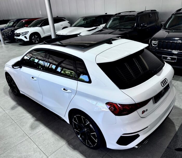 Audi S3 2.0 TFSI 310CV S-Tronic Quattro - immagine 8
