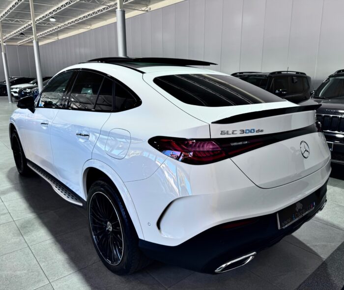 Mercedes-Benz GLC 300 de Coupe Phev 4Matic Premium Plus AMG Line - immagine 13